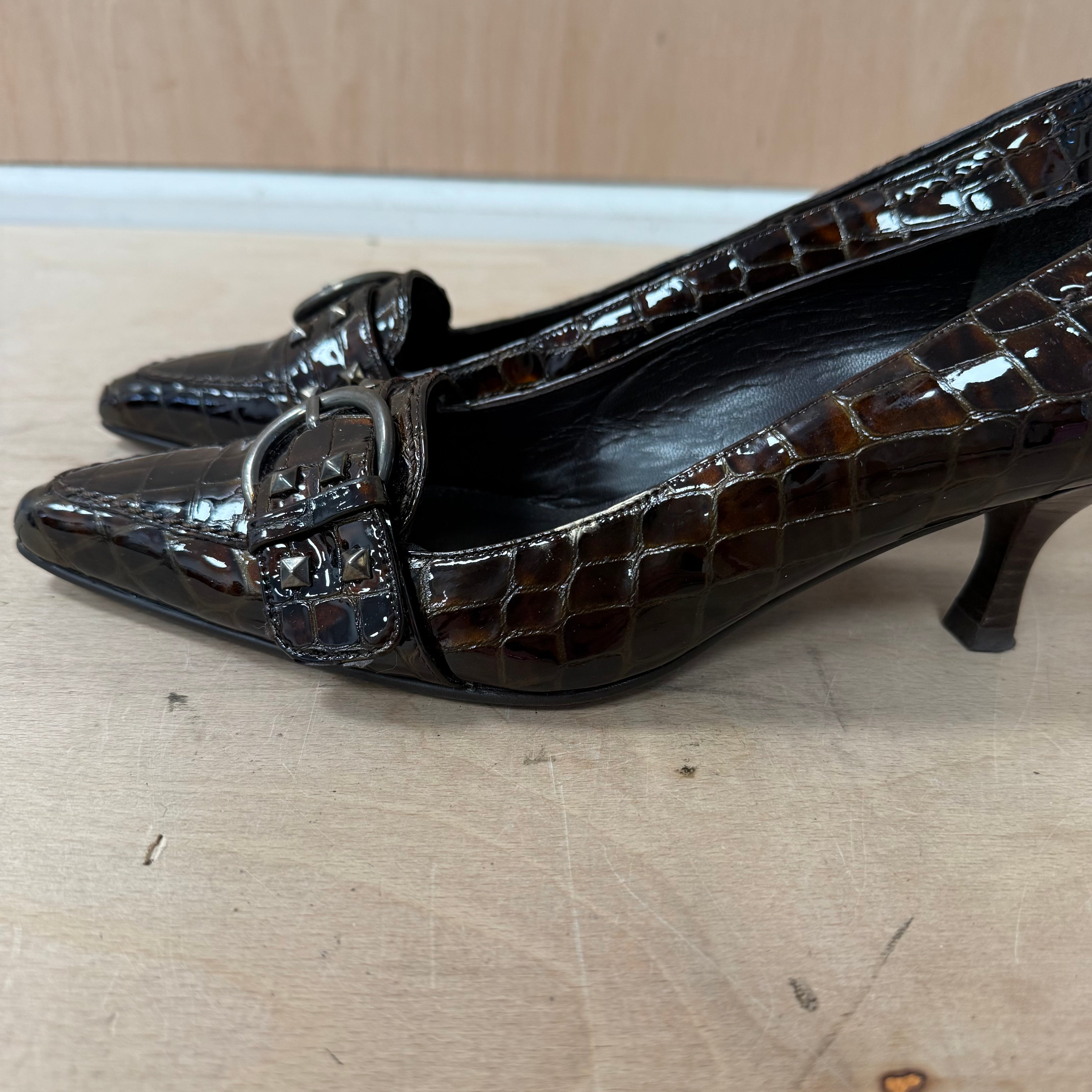 Russell & bromley brown crock embossed leather heels size 5.5 UK