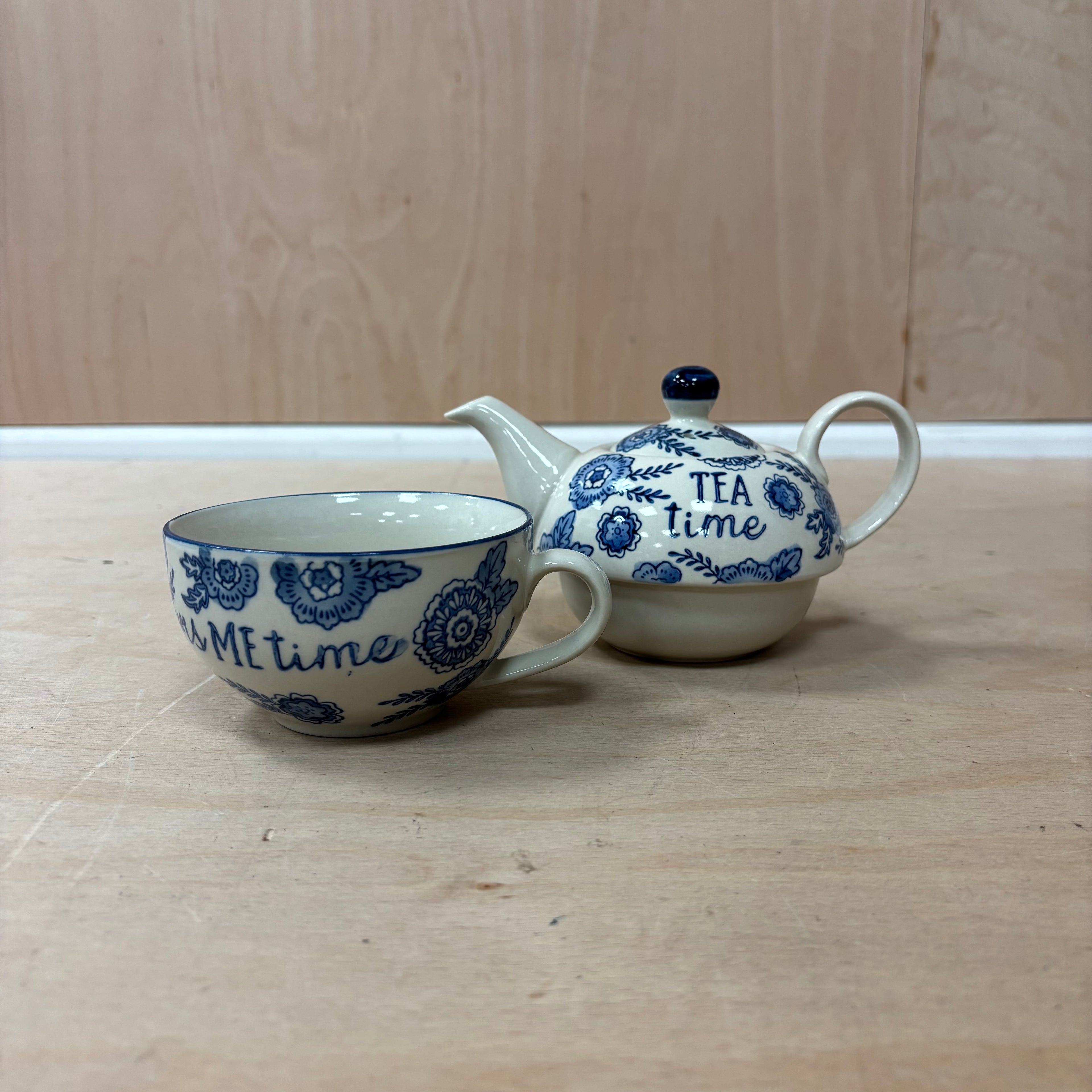 Sass & belle teapot-mug duo