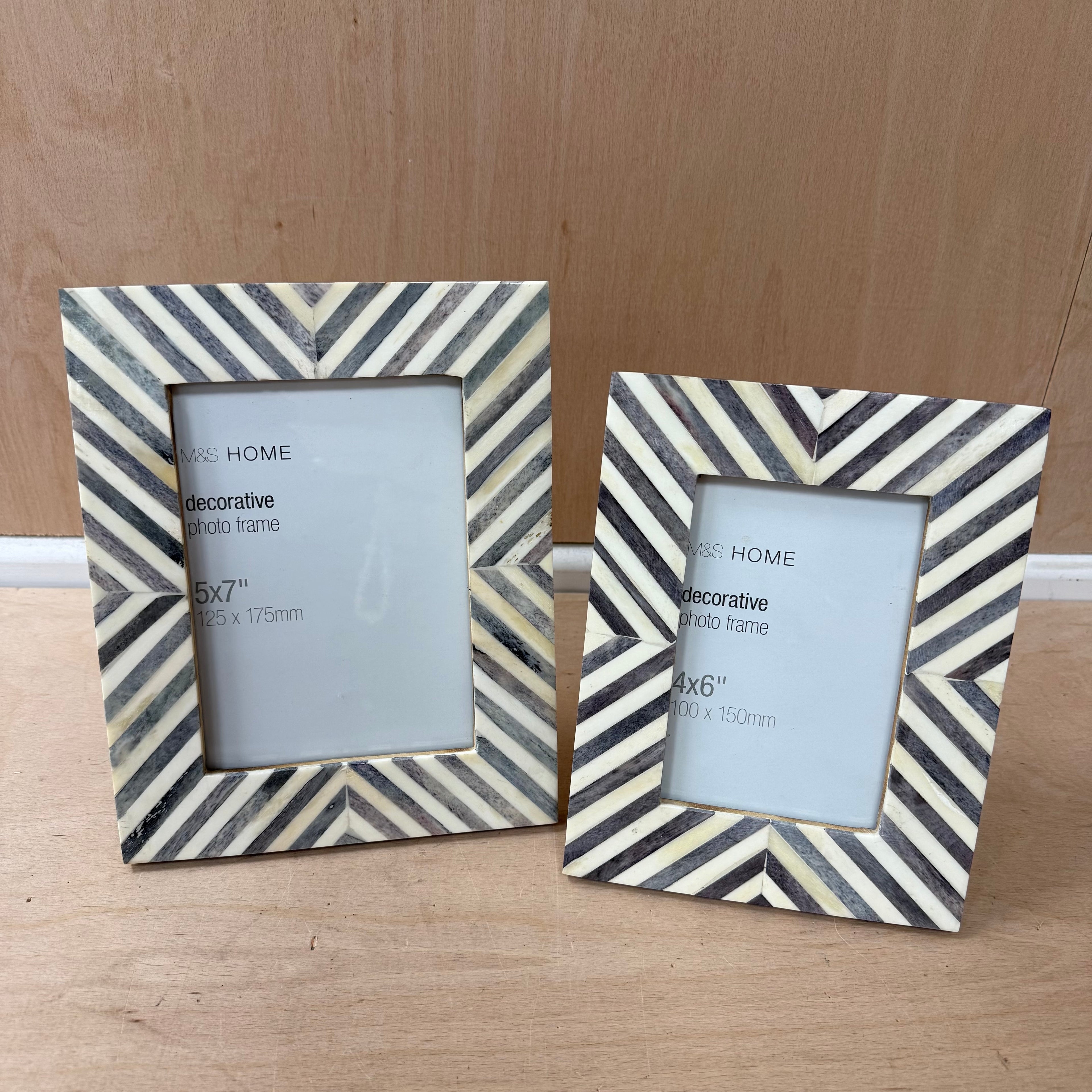 M&S home decorative black & white frames pair 5x7" - 4x6"