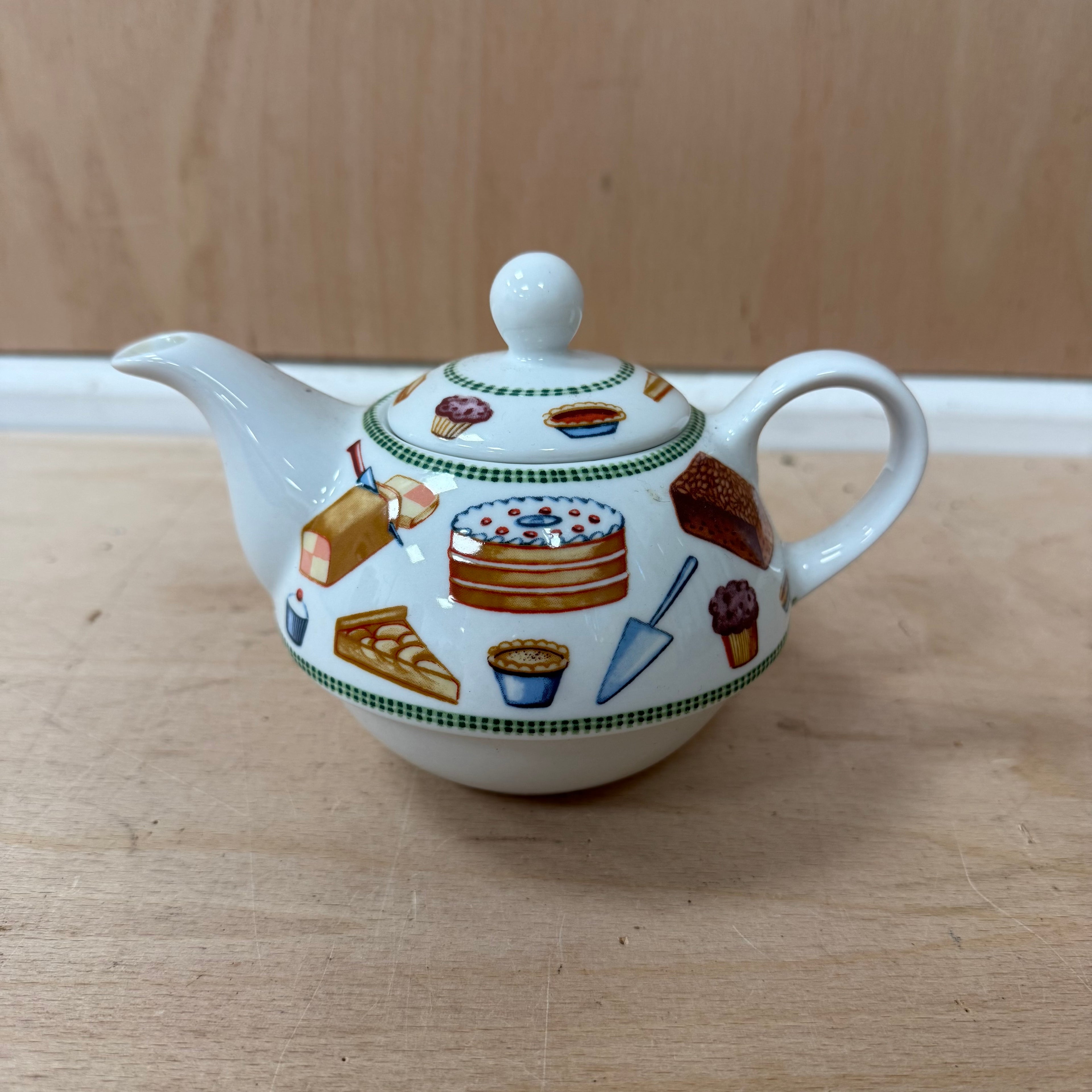 Vintage tea for one by royal worcester tea pot cake theme