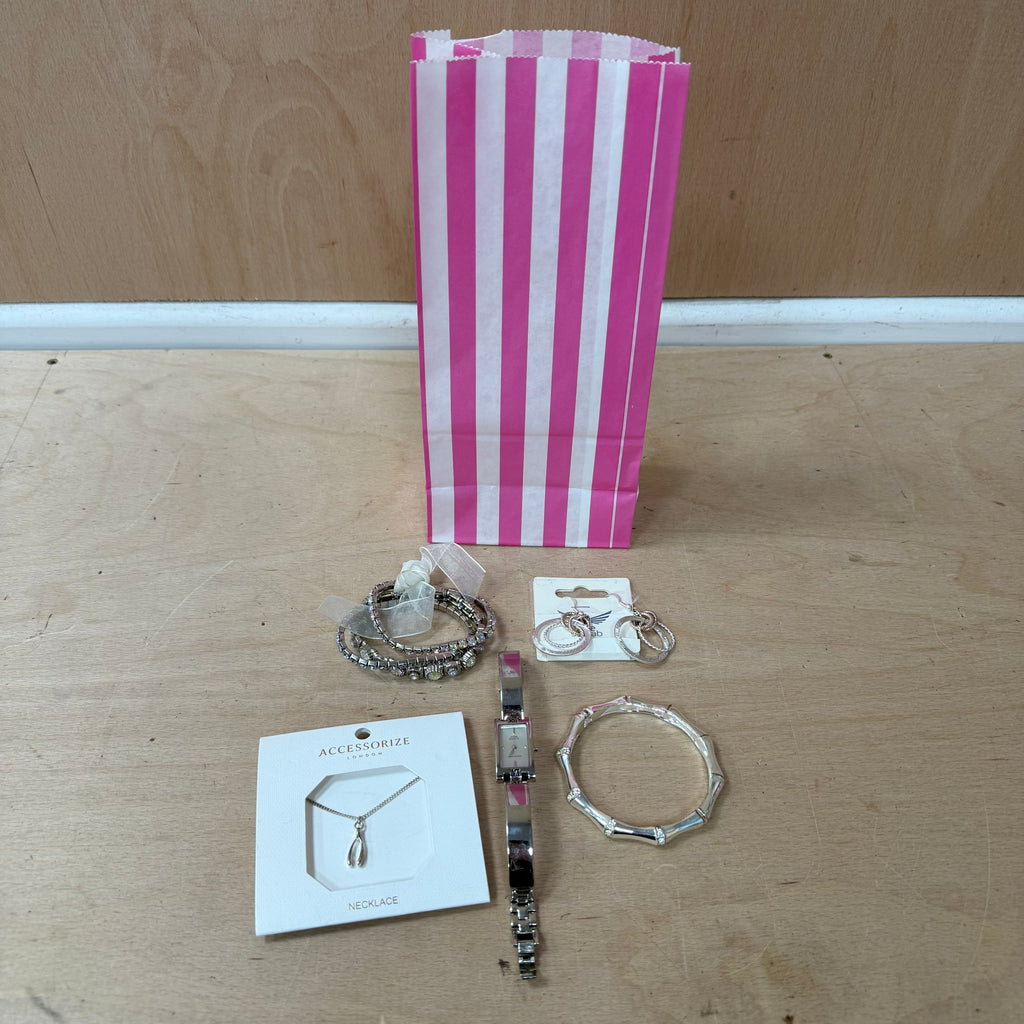 'Silver' jewellery bundle ladies