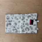 Klass silver patterned scarf