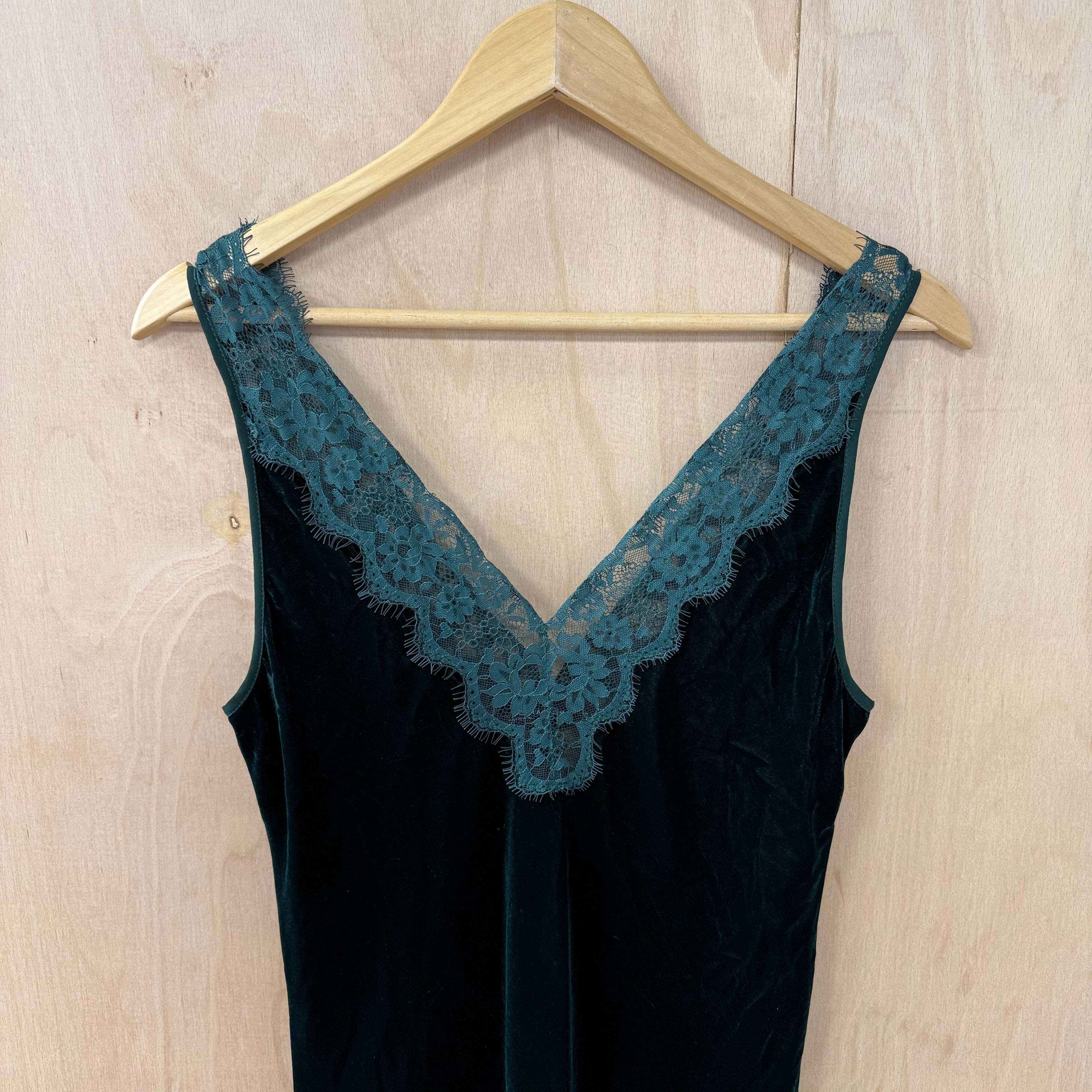 Zara emerald green velvet and lace bodycon dress size small