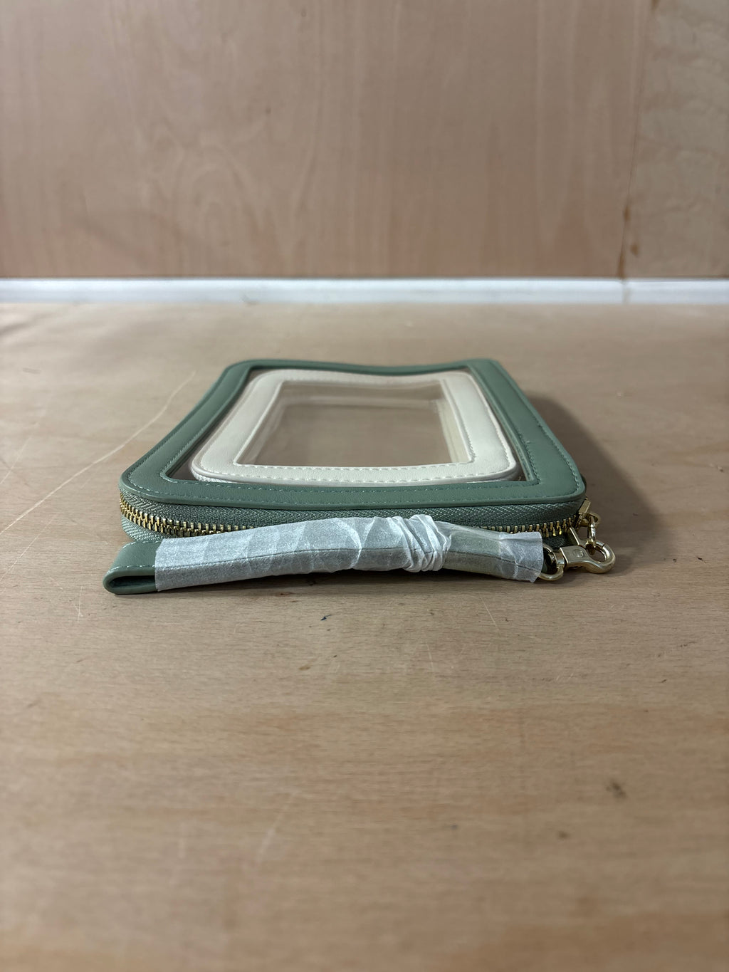 Stackers green and cream clear pouch set