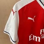 Arsenal fc 2016/17 home shirt size 15-16 years