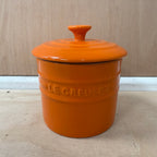 Le creuset orange stoneware jar + lid 0.8L