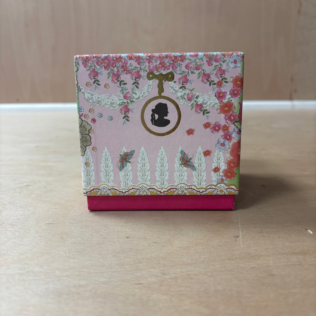 Wedgwood archive collection pink cameo fine bone china mug original box