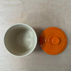 Le creuset orange stoneware jar + lid 0.8L