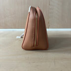 Stackers wave wash bag in wave desert