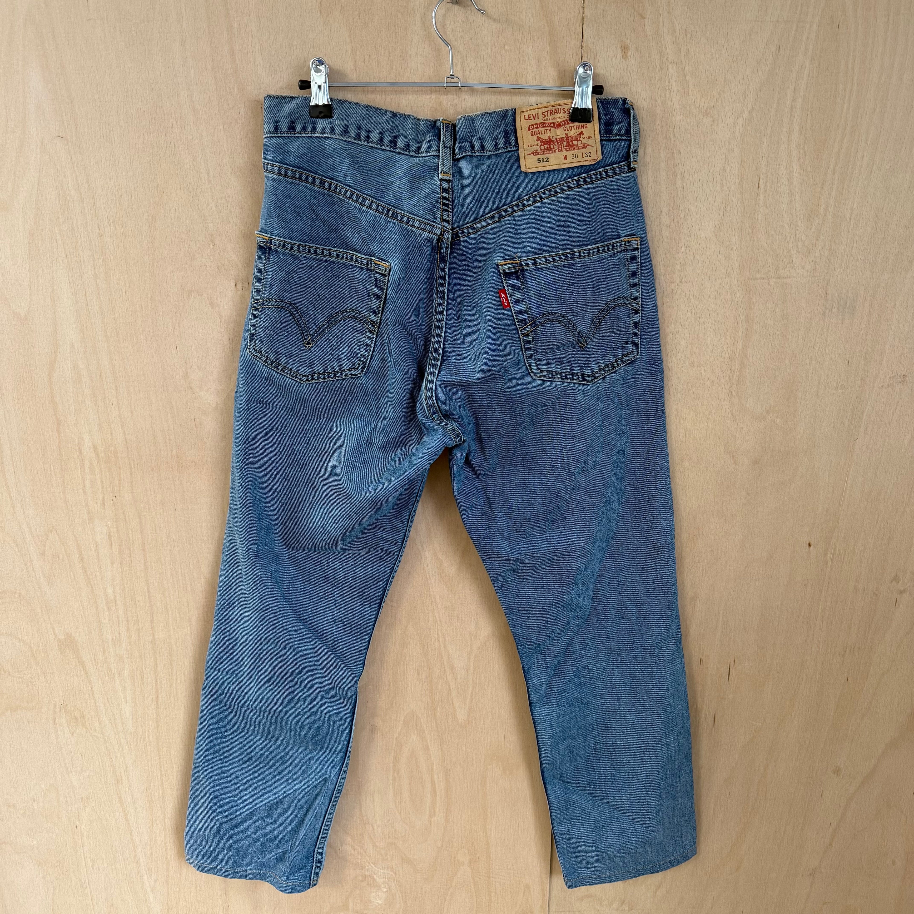 Levi 512 tapered fit denim jeans W 30 L32