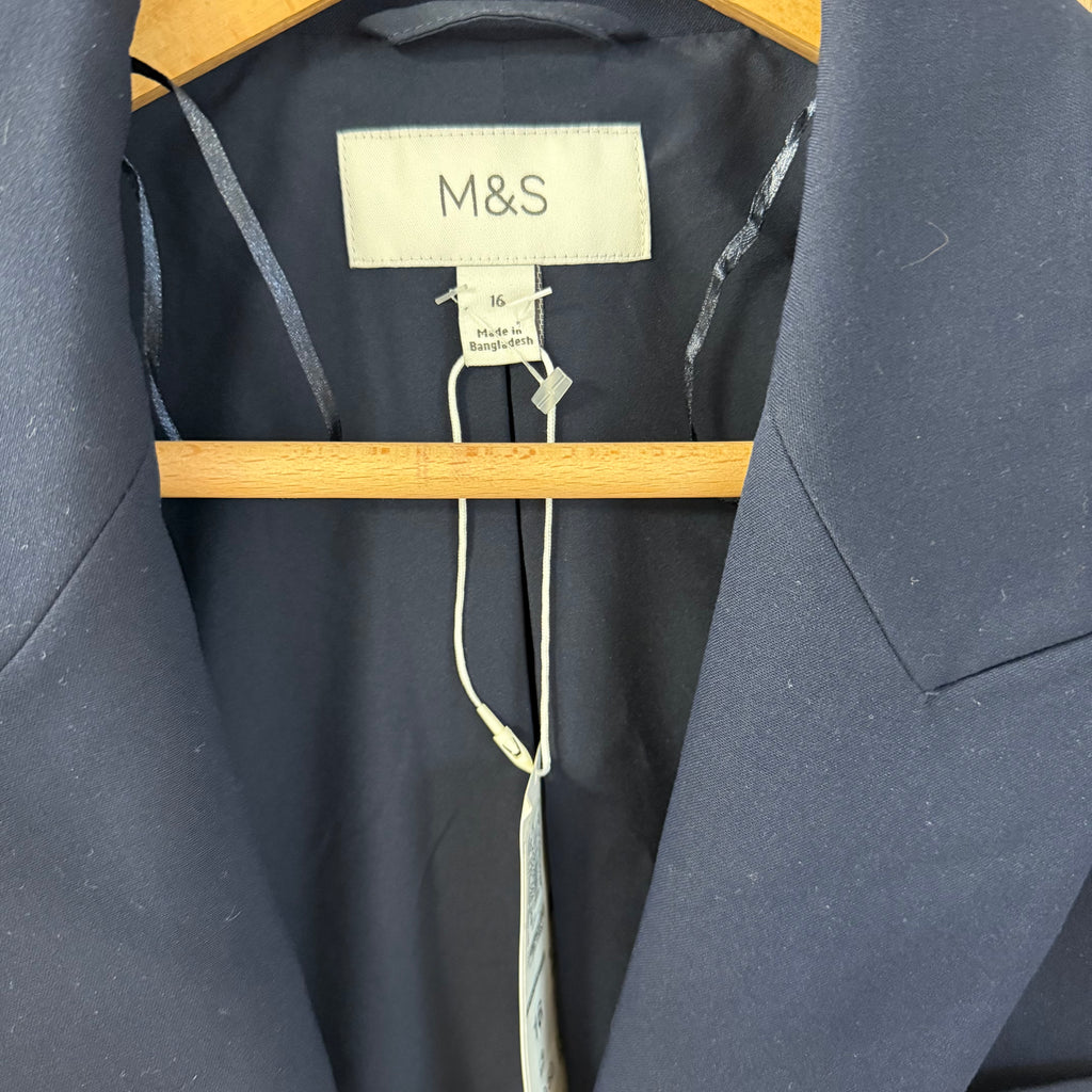 M&S navy coloured ladies blazer size 18 brand new