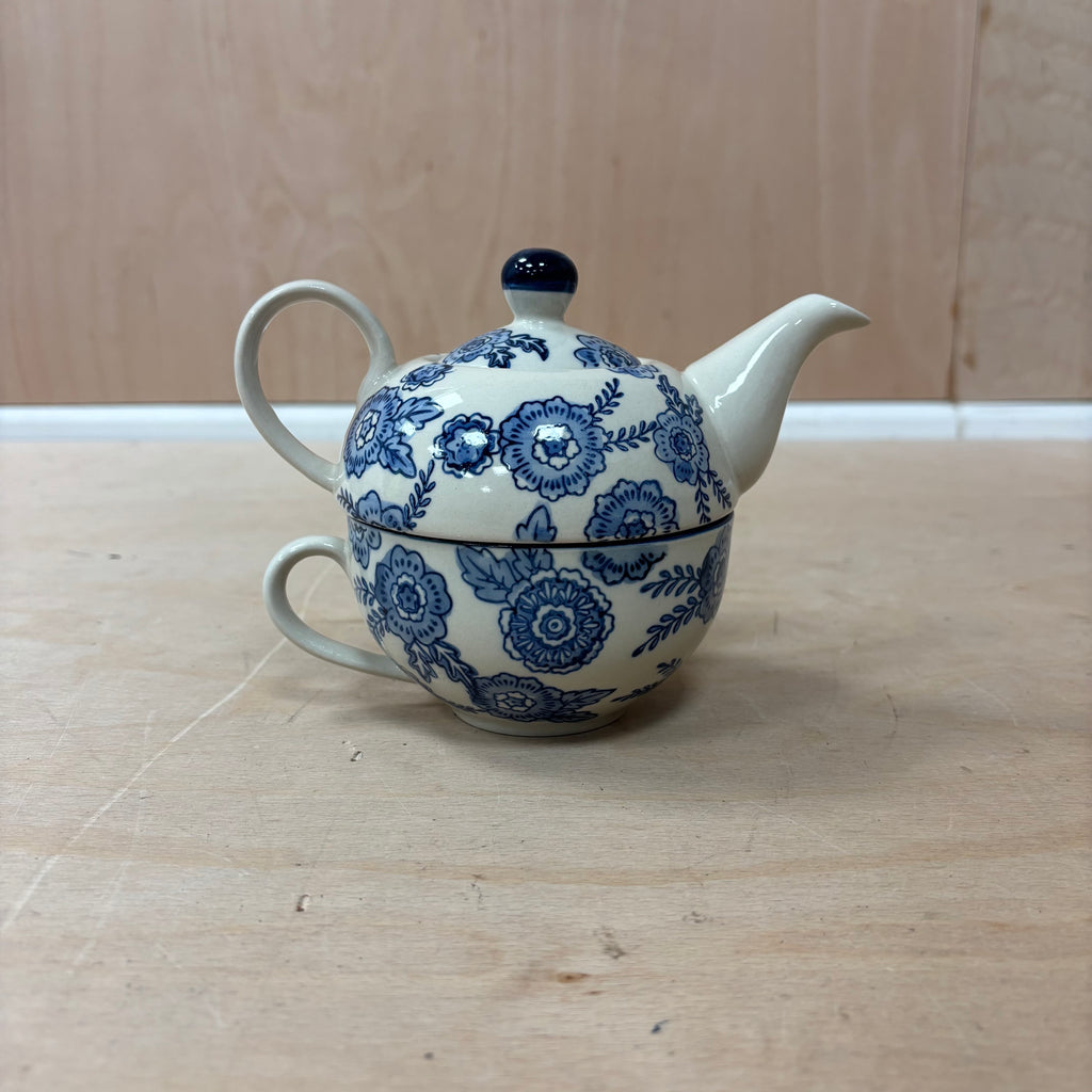 Sass & belle teapot-mug duo