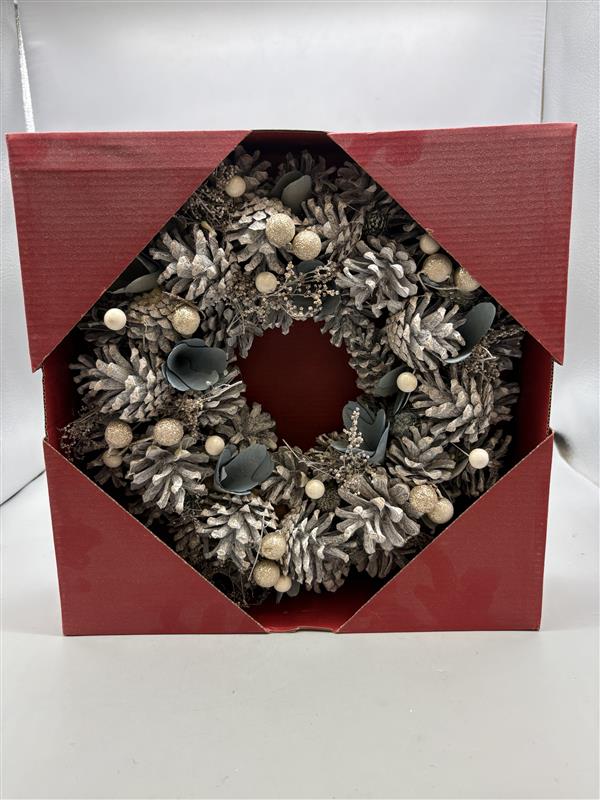 Christmas wreath boxed sage & white