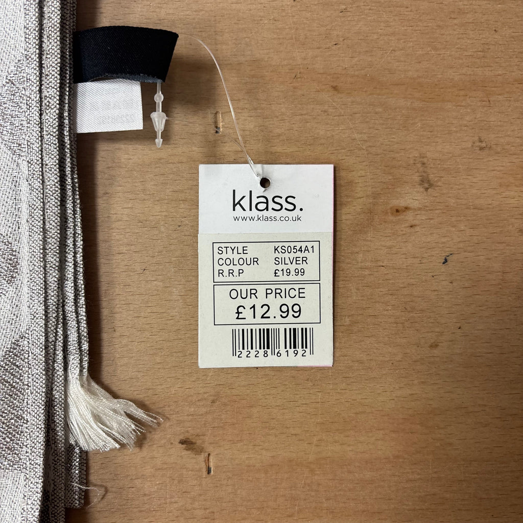 Klass silver patterned scarf