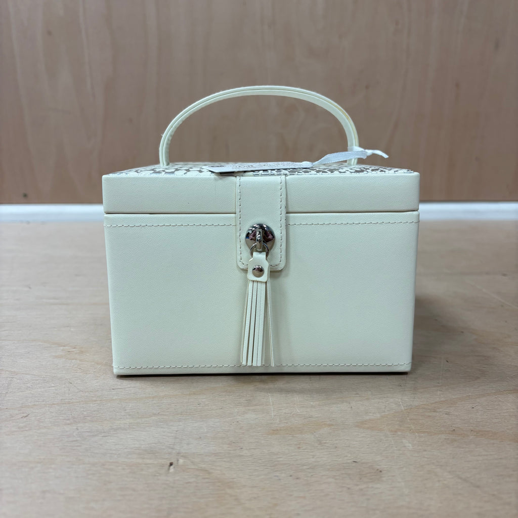 Marks & spencer with love range cream patterned top jewellery box new