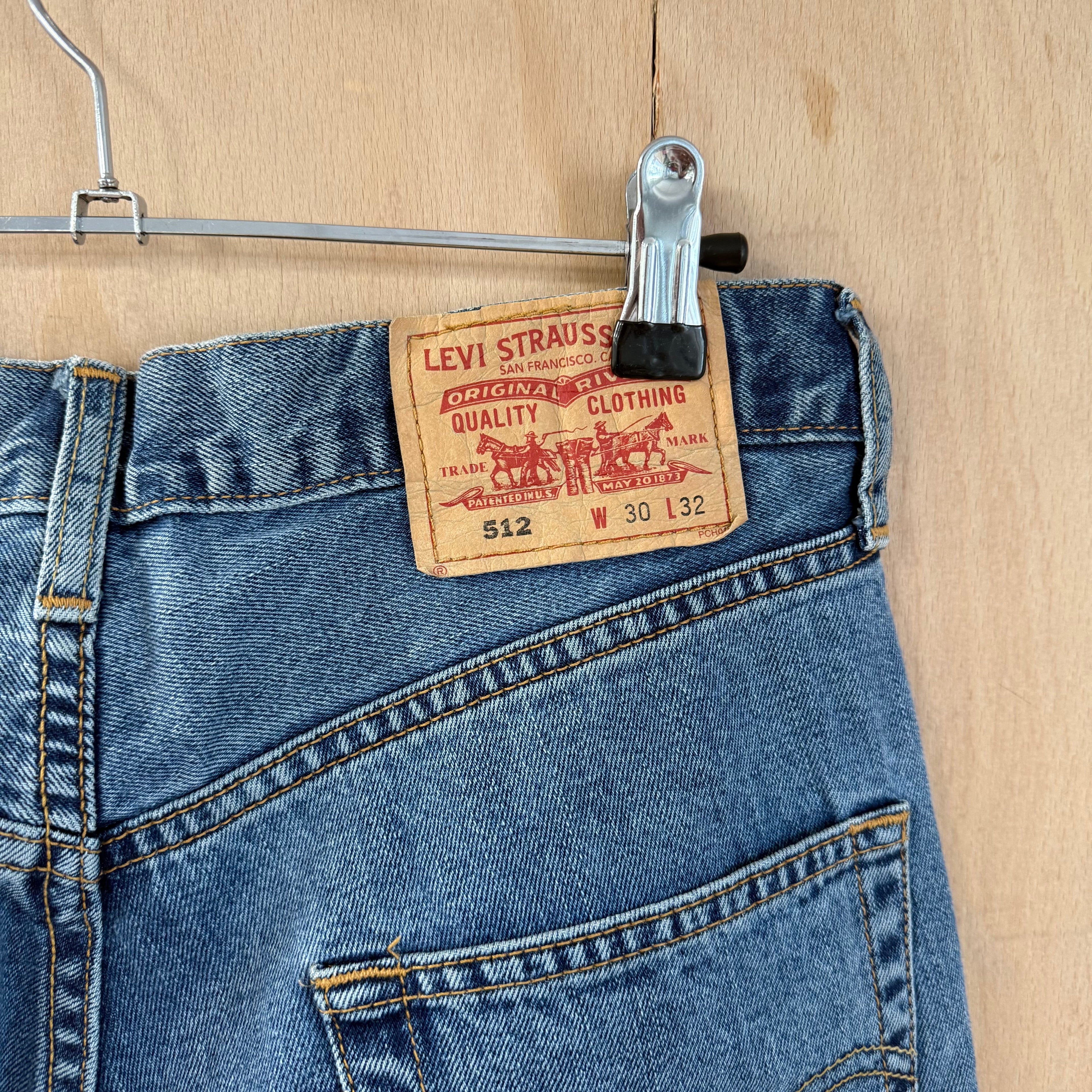 Levi 512 tapered fit denim jeans W 30 L32