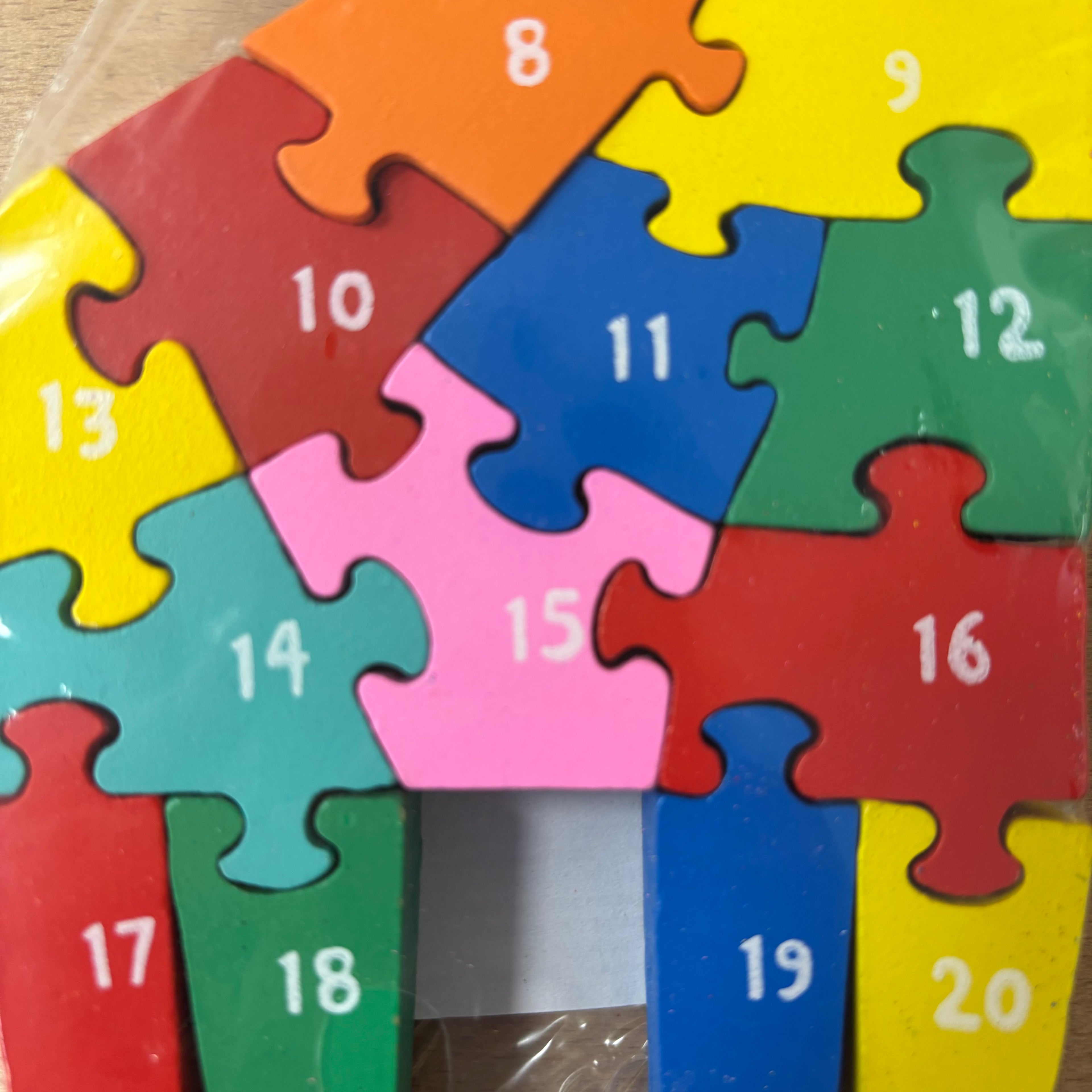 New colourful giraffe number puzzle for kids