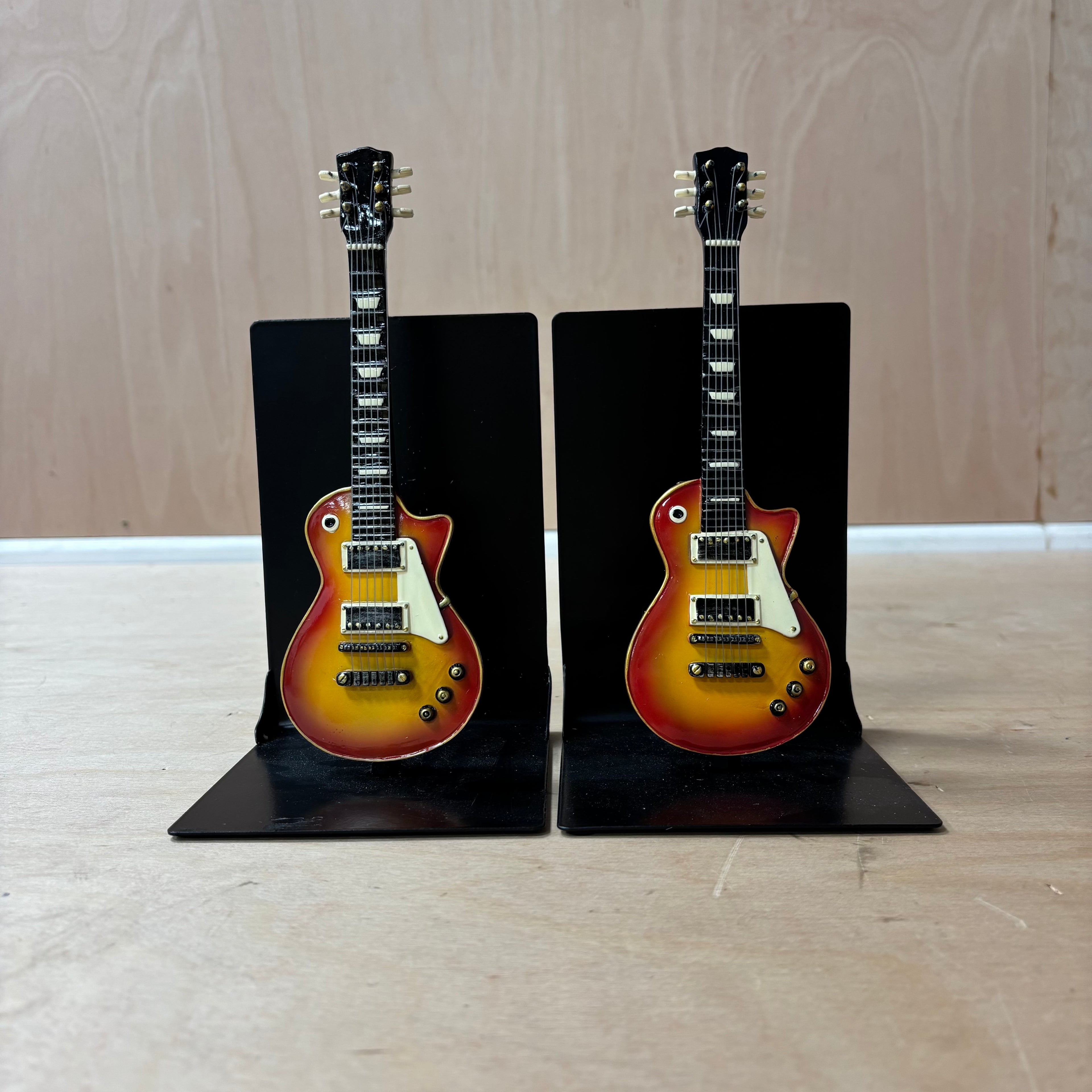 Hot house designs guitar bookends