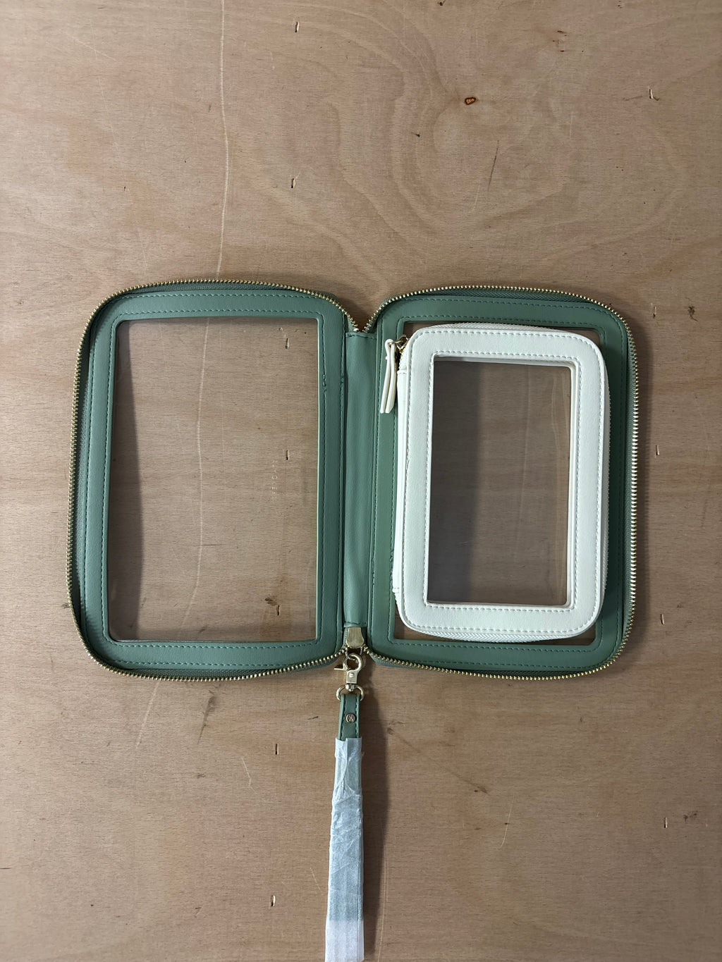 Stackers green and cream clear pouch set