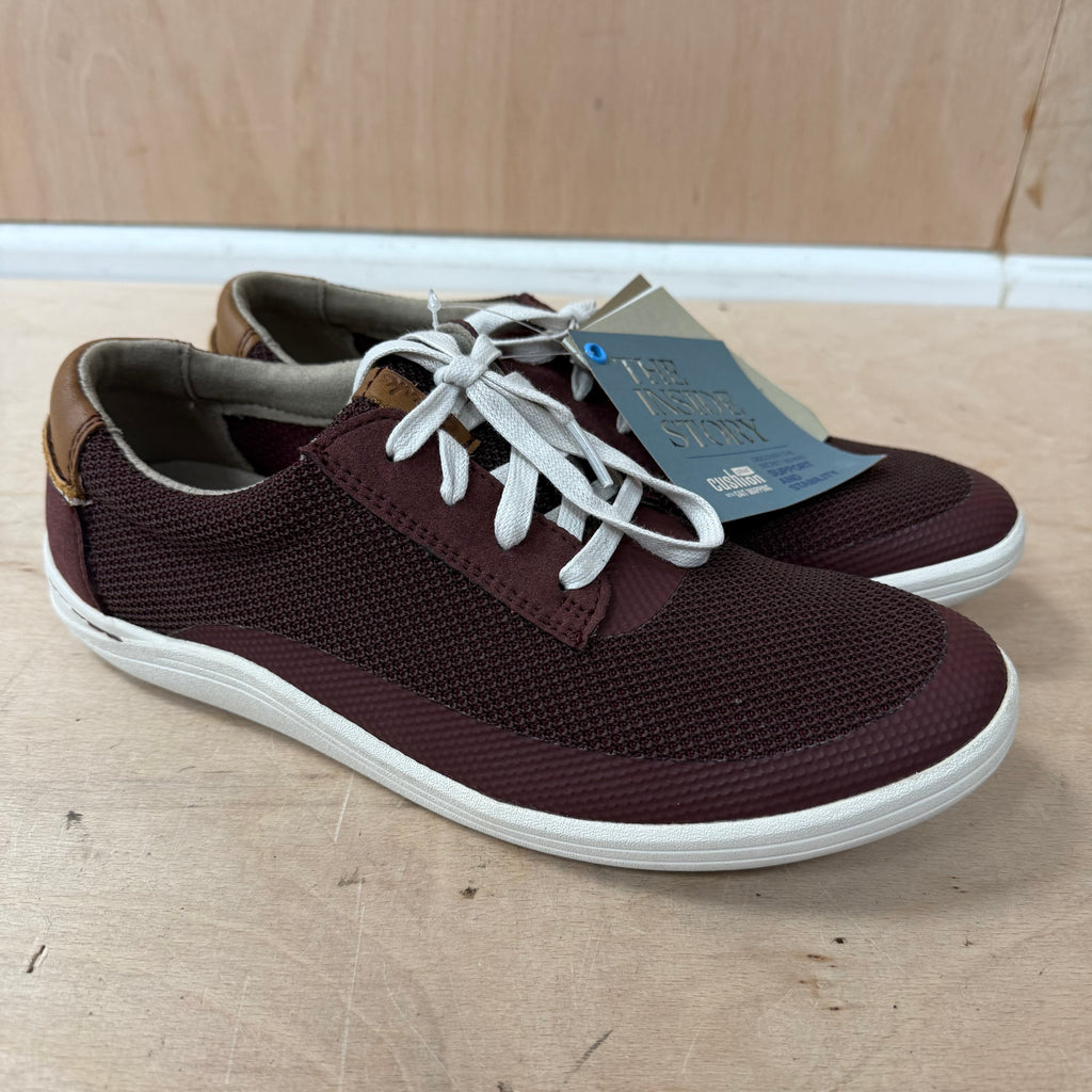 Clarks mapped edge burgundy lace up trainers size 8 UK brand new
