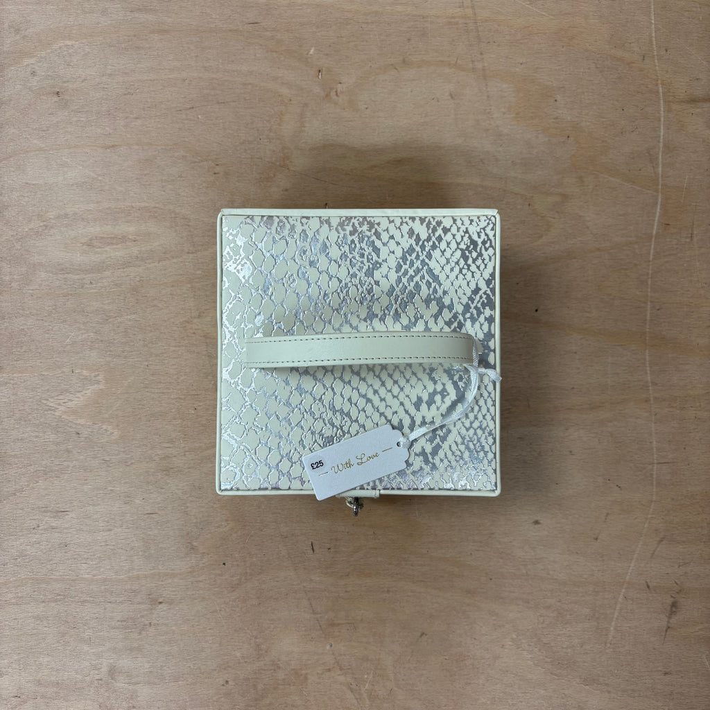 Marks & spencer with love range cream patterned top jewellery box new