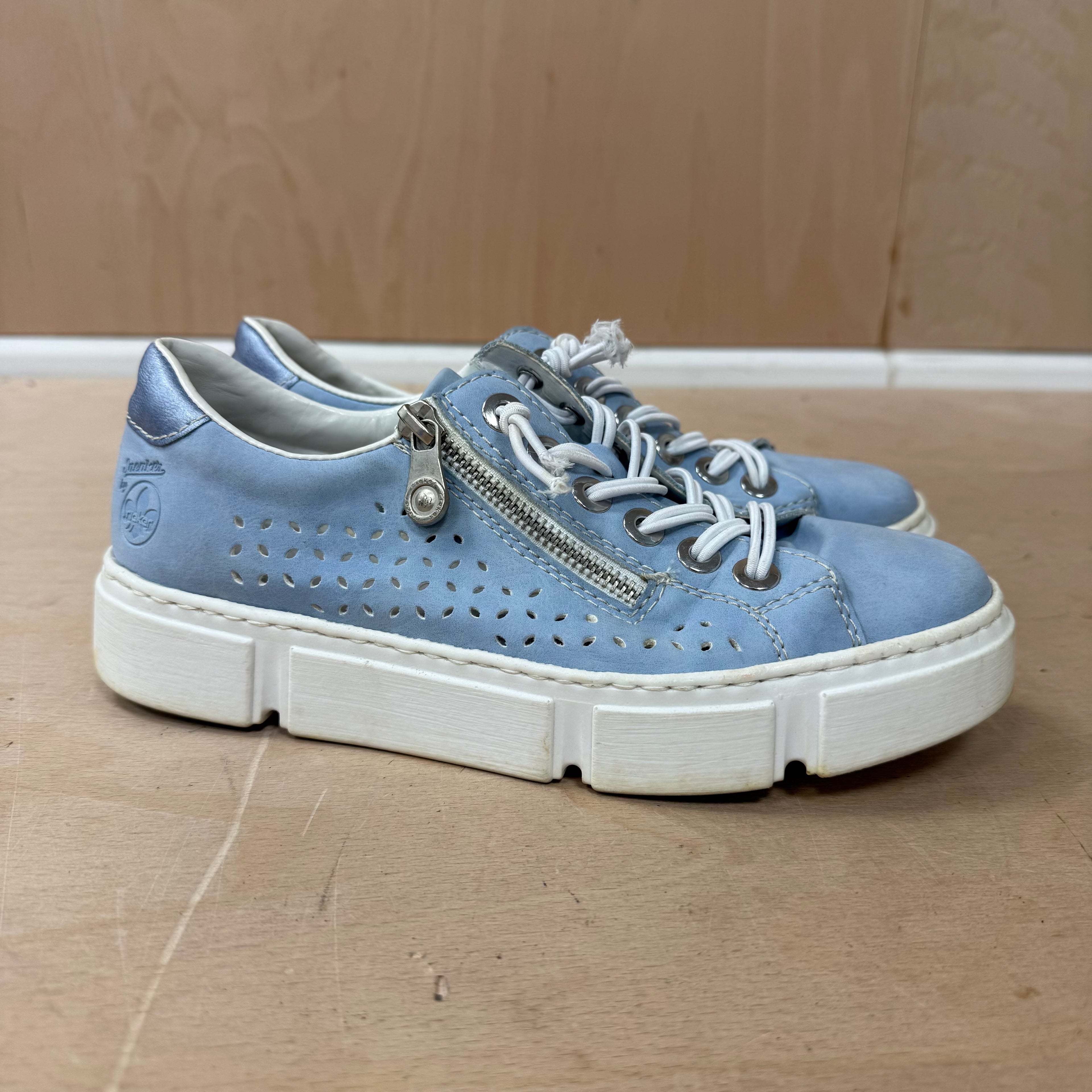Rieker blue and white zip and lace shoes -size 4