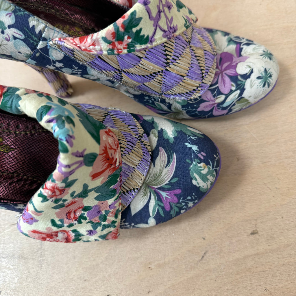 Irregular choice heels mutiny purple flick flack size 6
