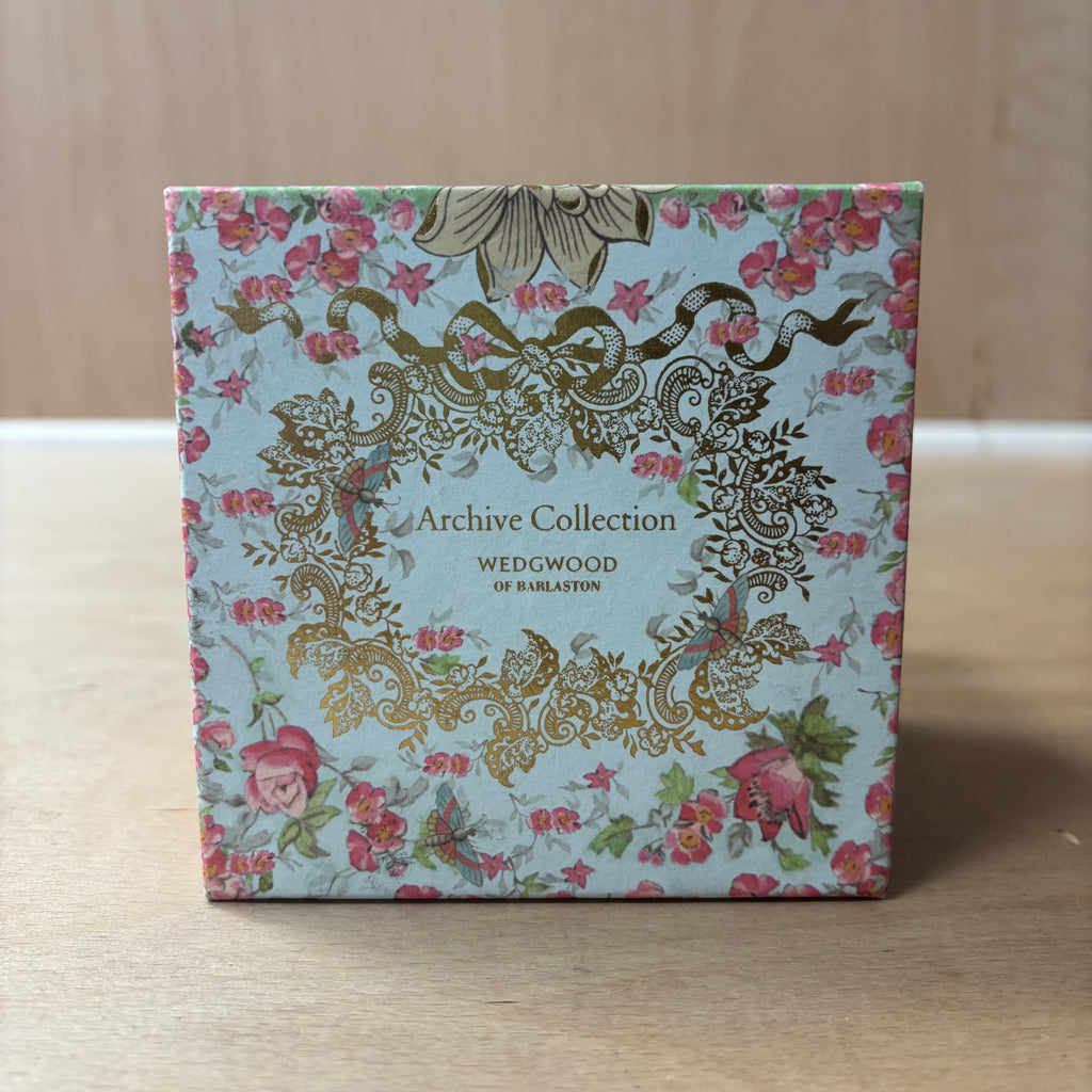 Wedgwood archive collection pink cameo fine bone china mug original box