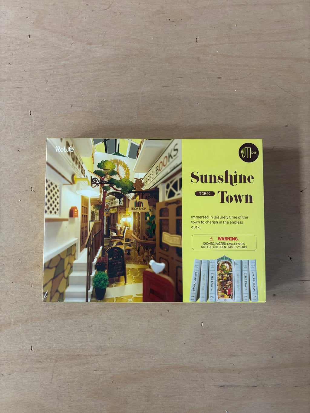 Rolife 3D creative bookends sunshine town