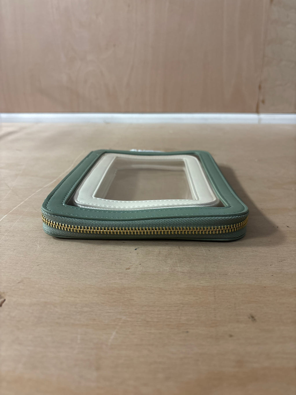 Stackers green and cream clear pouch set