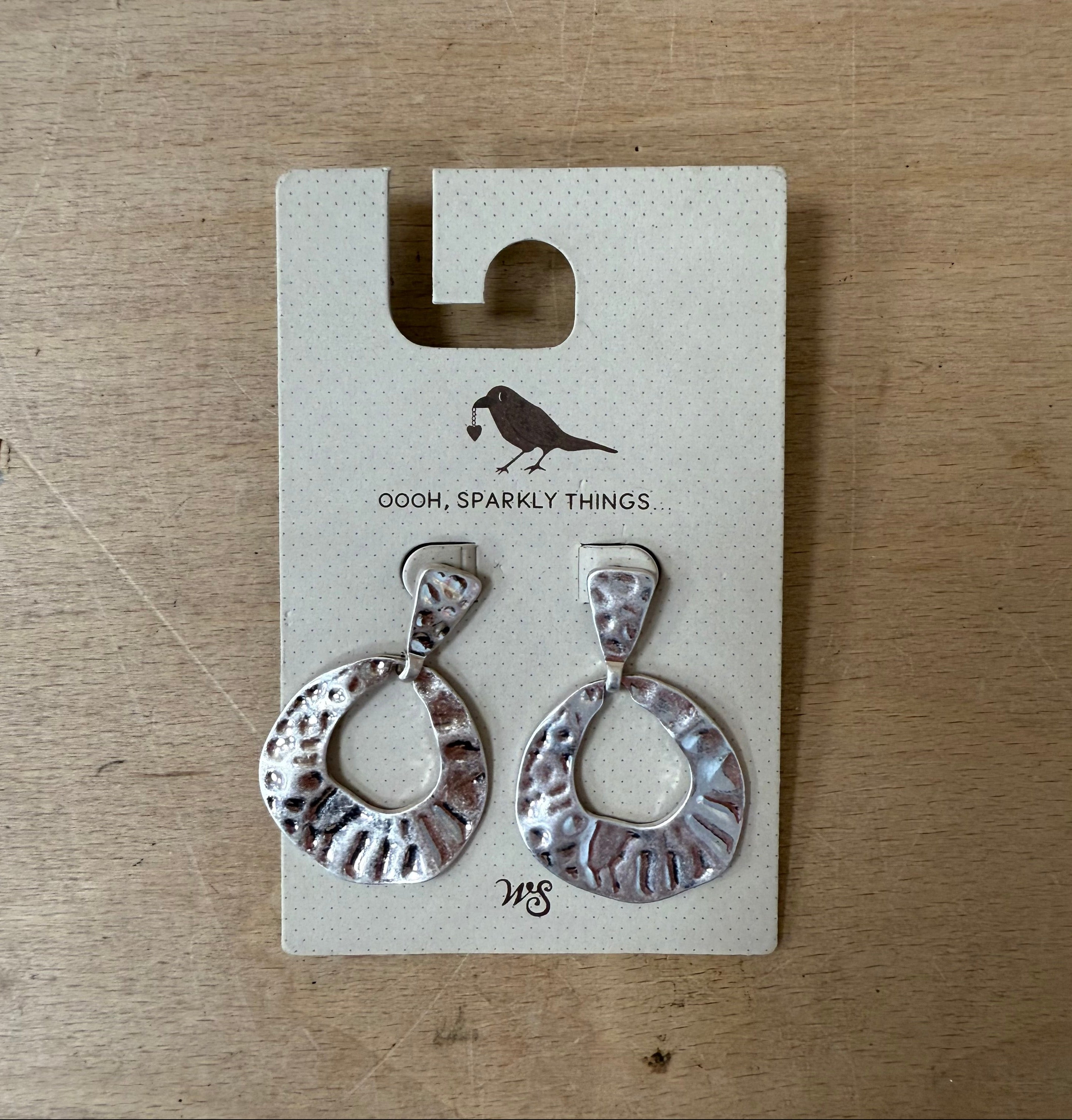 White stuff beaten metal hoop drop earrings new ladies