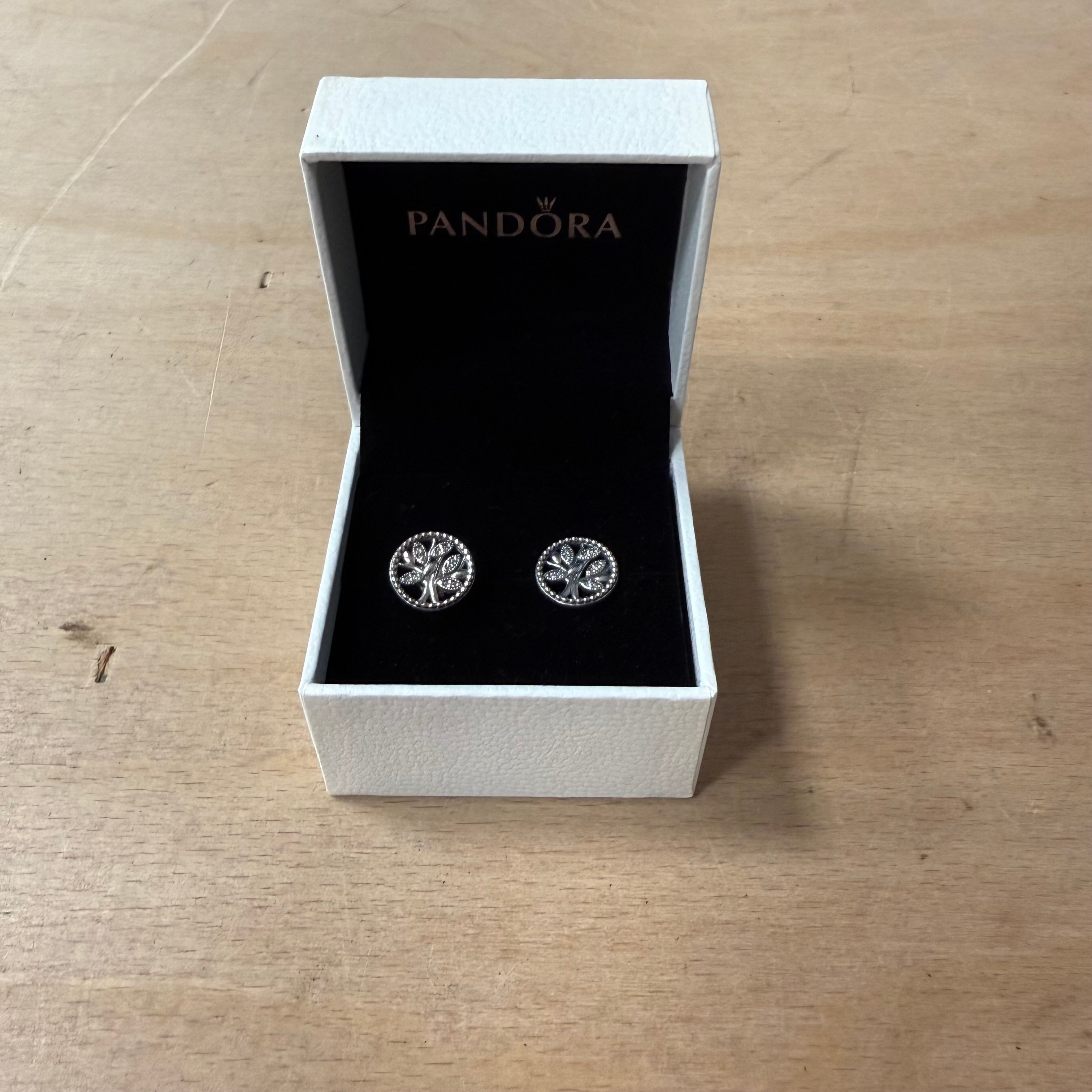 PANDORA sparkling family tree stud earrings sterling silver