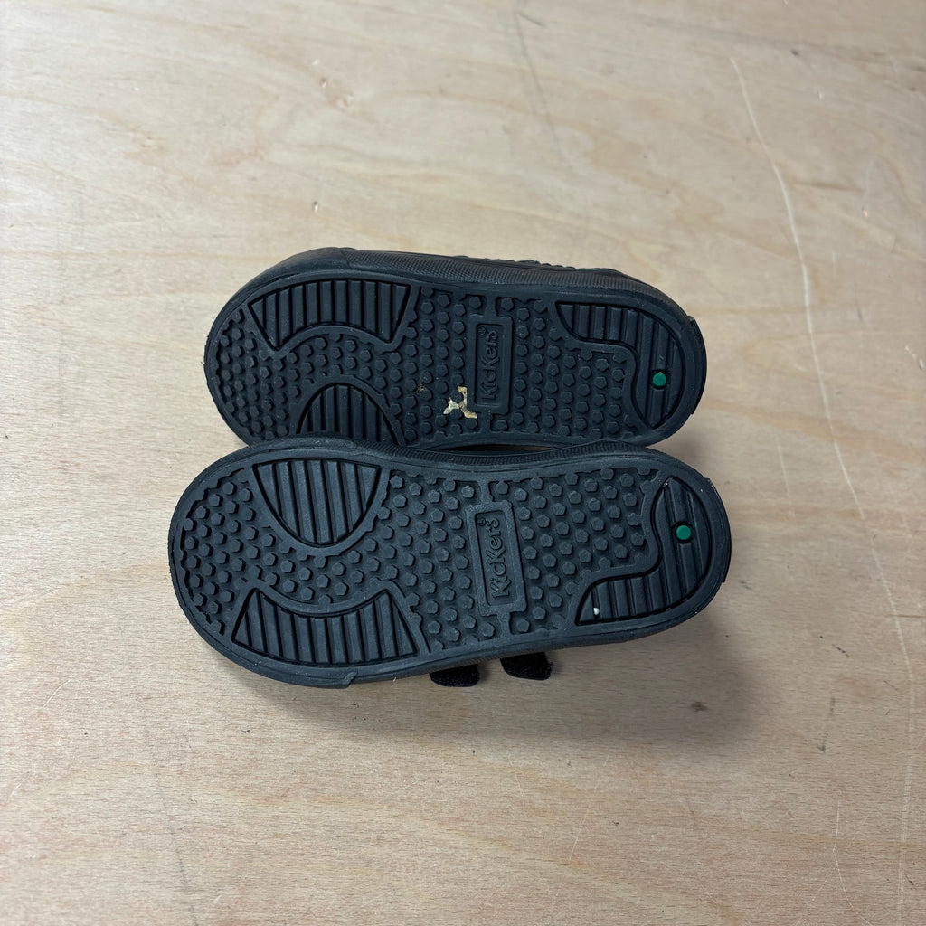 Kids kickers black trainers size 23 uk