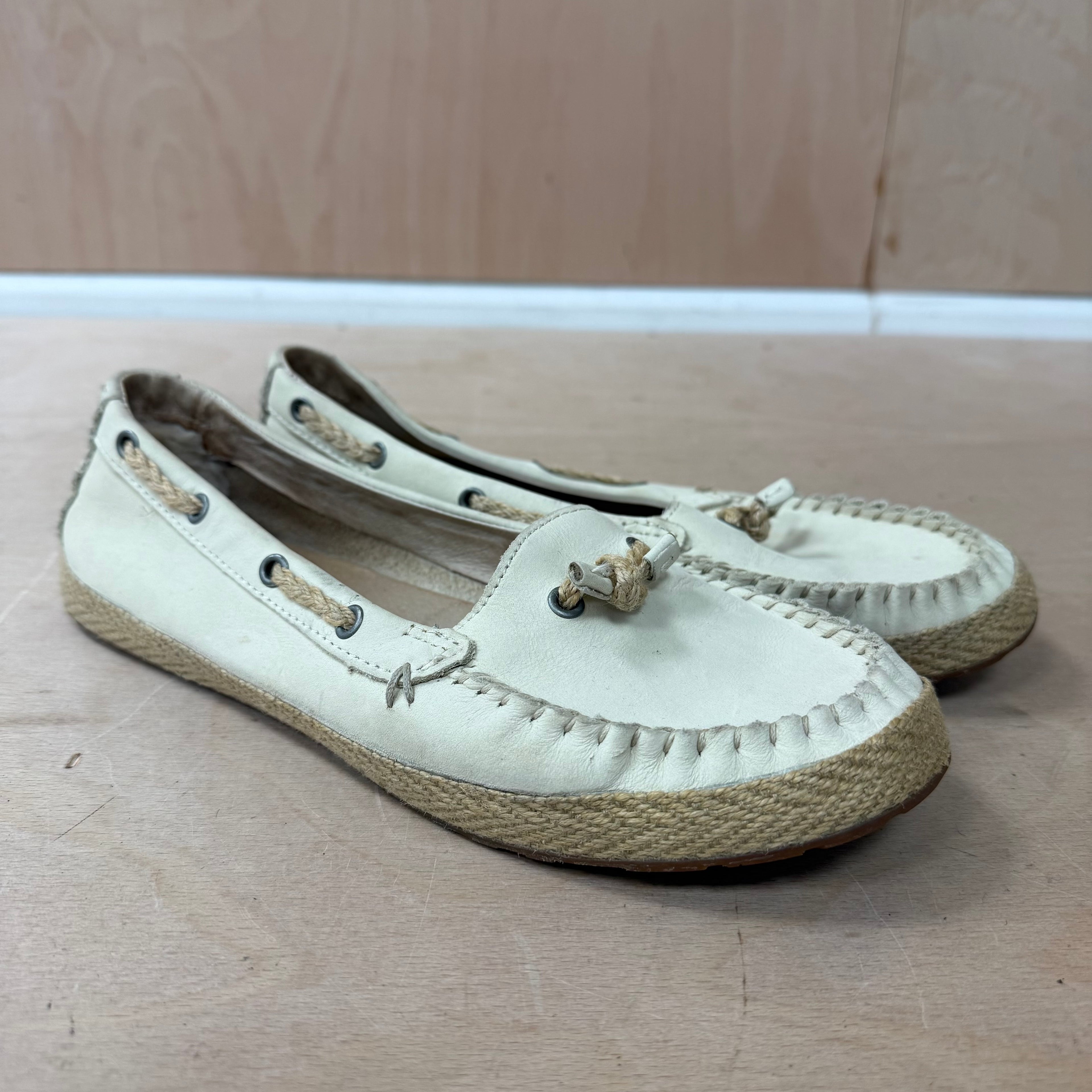 UGG beige loafer boat shoe size 7