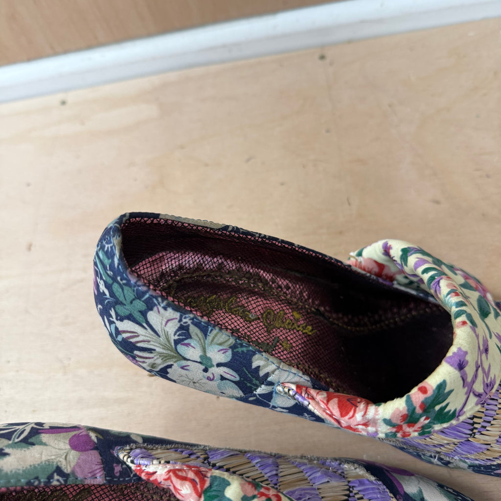 Irregular choice heels mutiny purple flick flack size 6