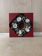 Christmas wreath white boxed