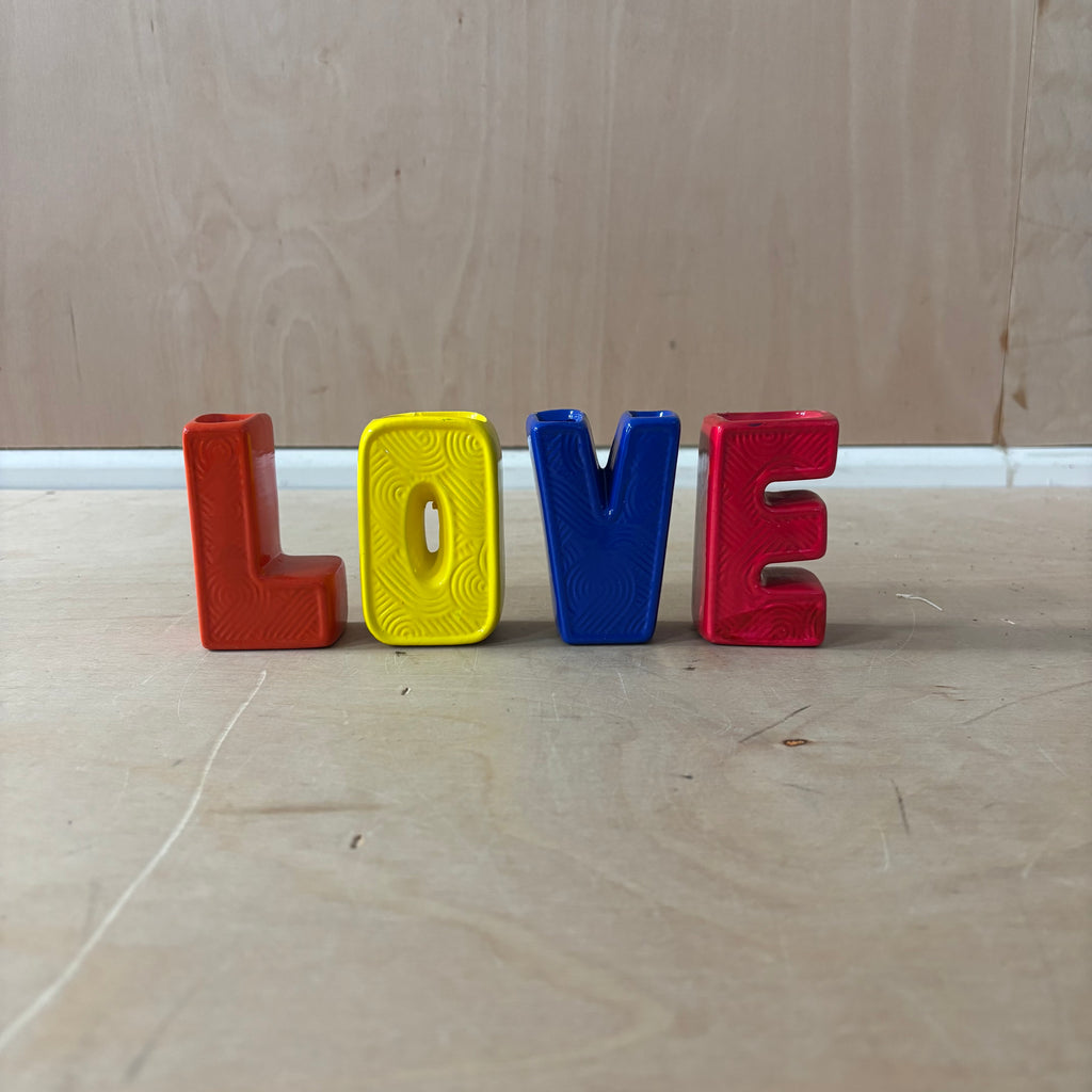 LOVE posey vase set