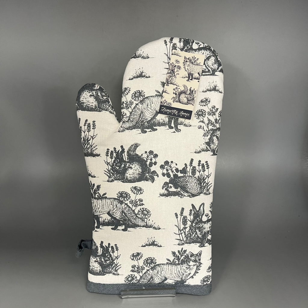 Woodland forest oven glove