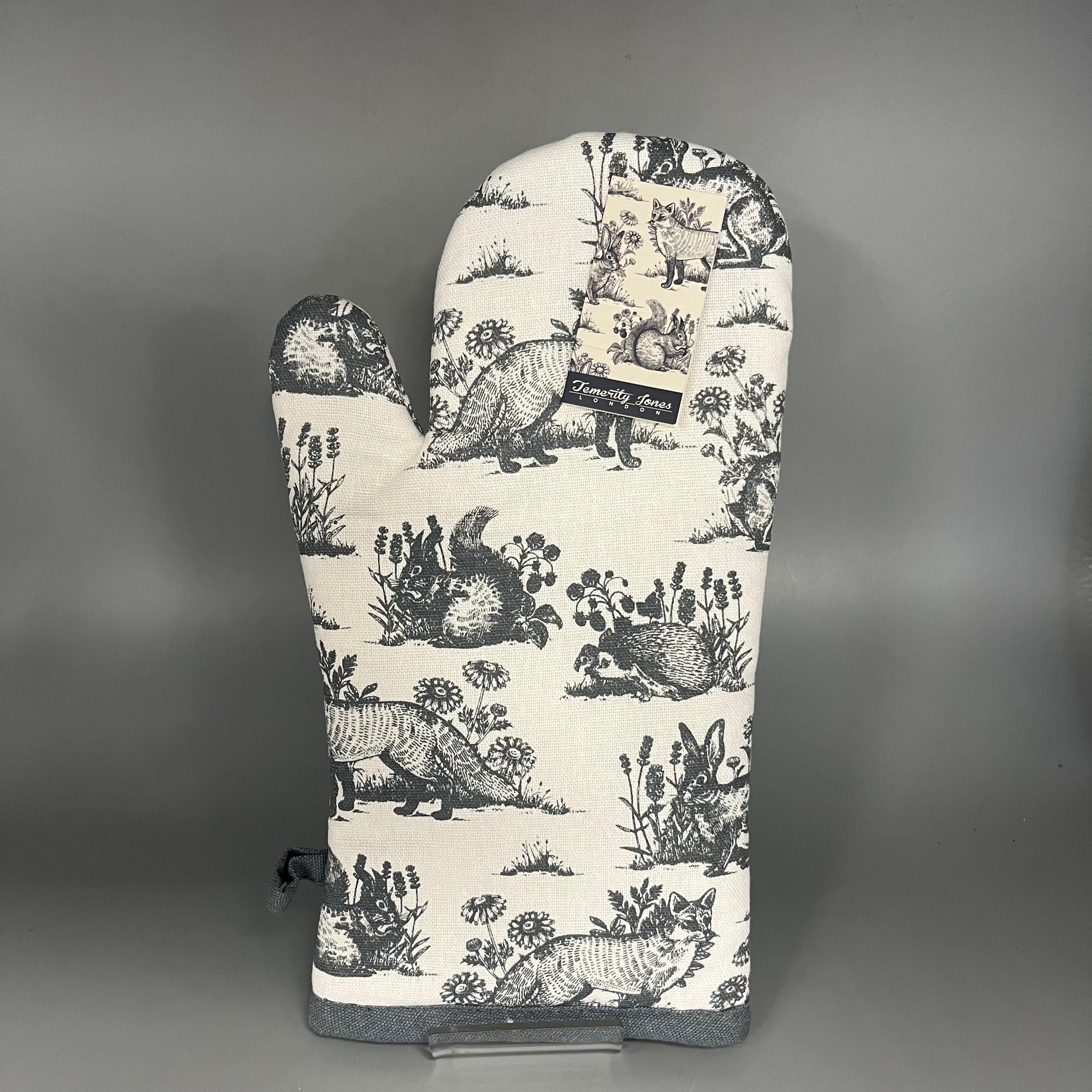 Woodland forest oven glove