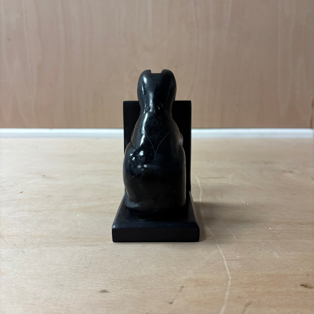 Cat and mouse designed bookends