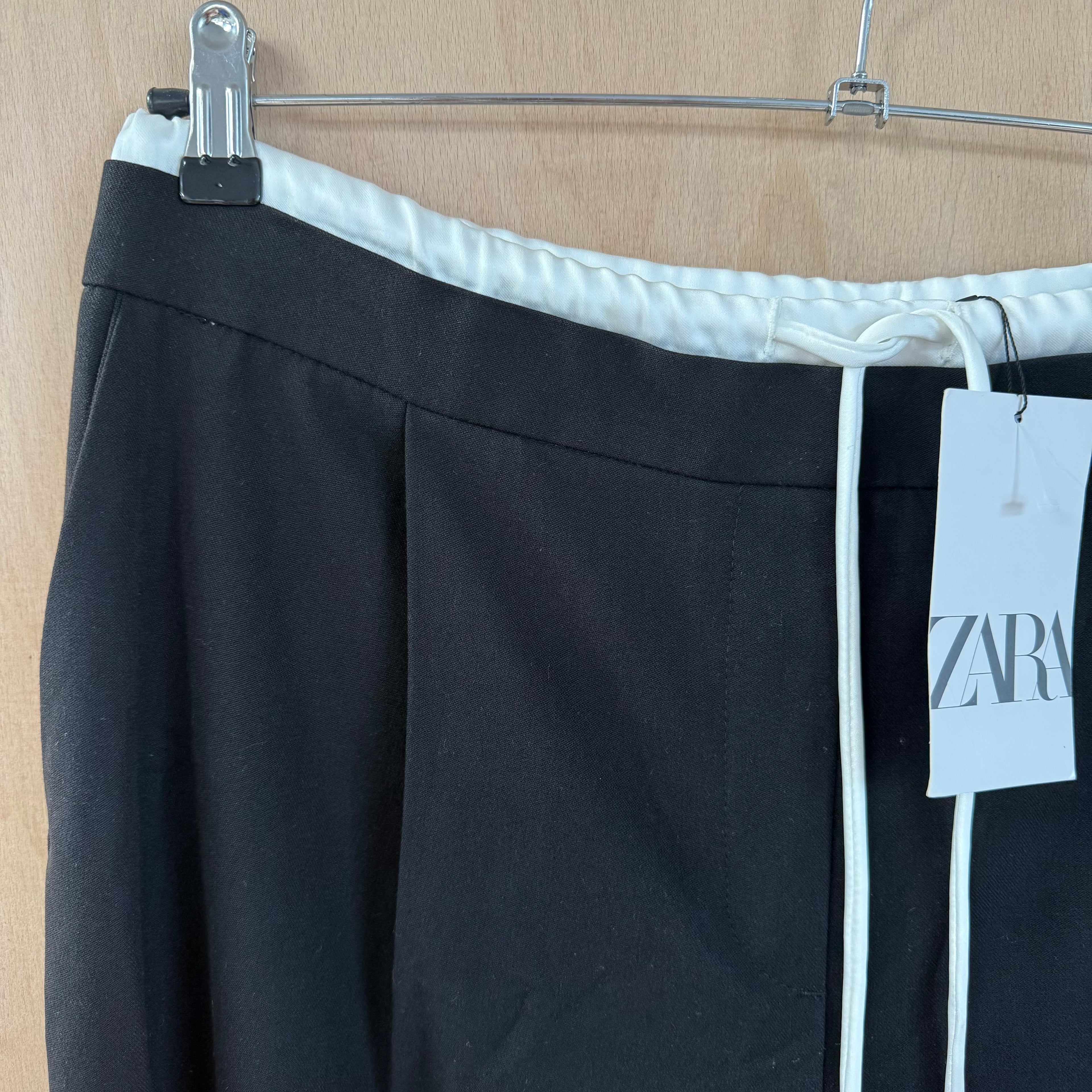 Zara black smart & formal trousers with white waistband size XL new