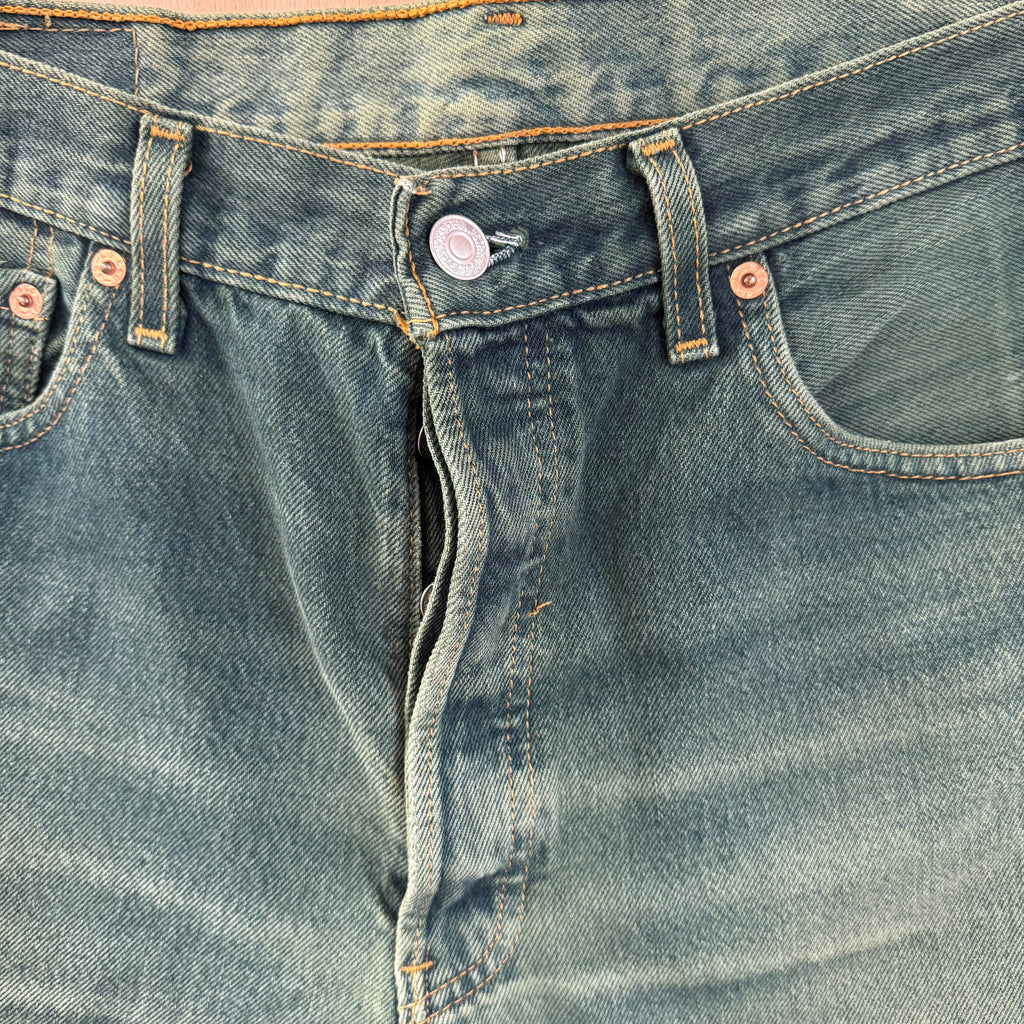 Levi 501 green jorts jean shorts distressed W 34