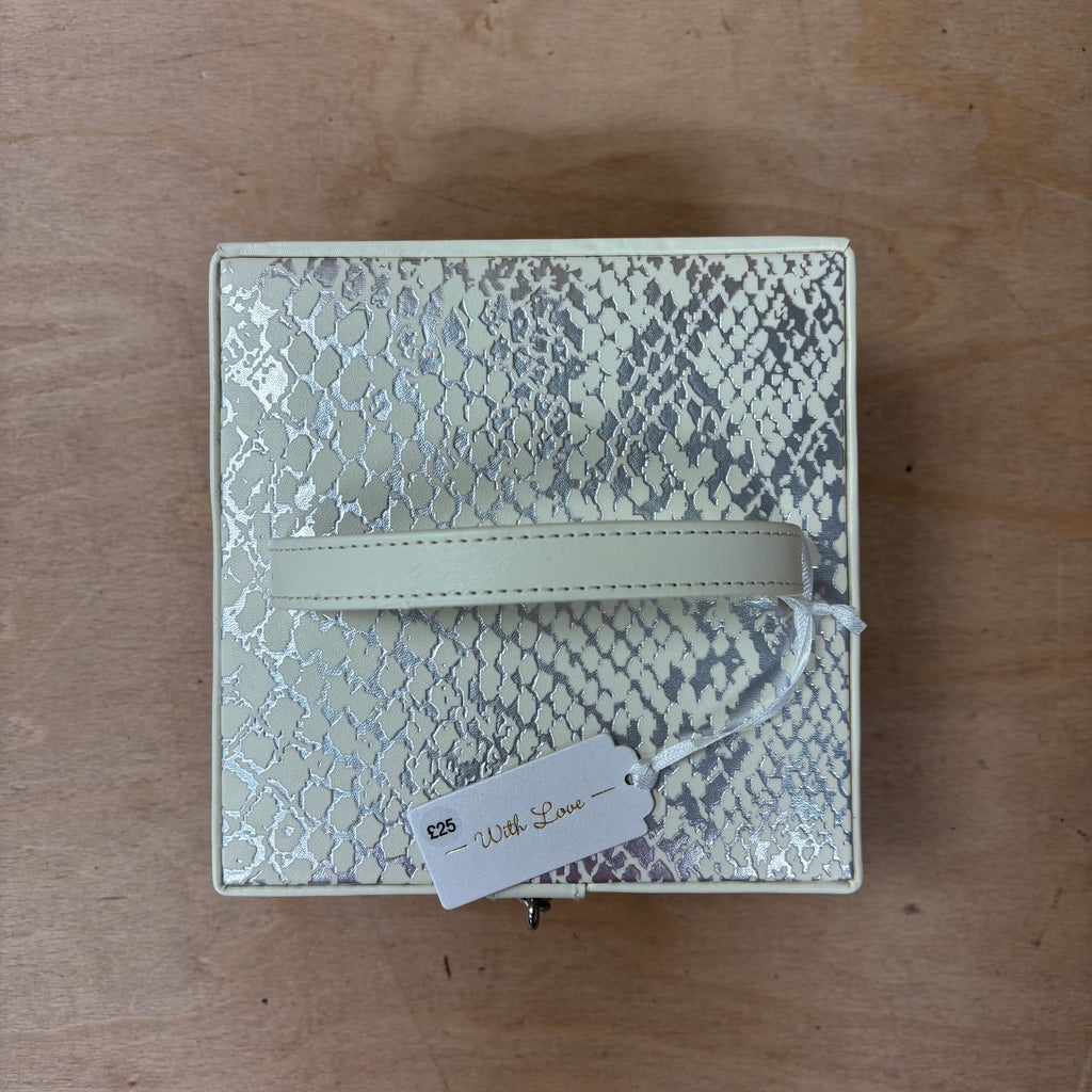 Marks & spencer with love range cream patterned top jewellery box new