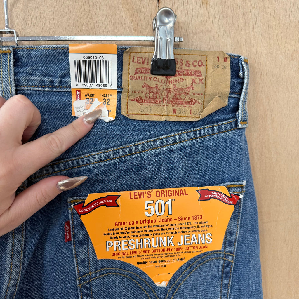 Levi's vintage preshrunk jeans brand new 32" waist 32" leg