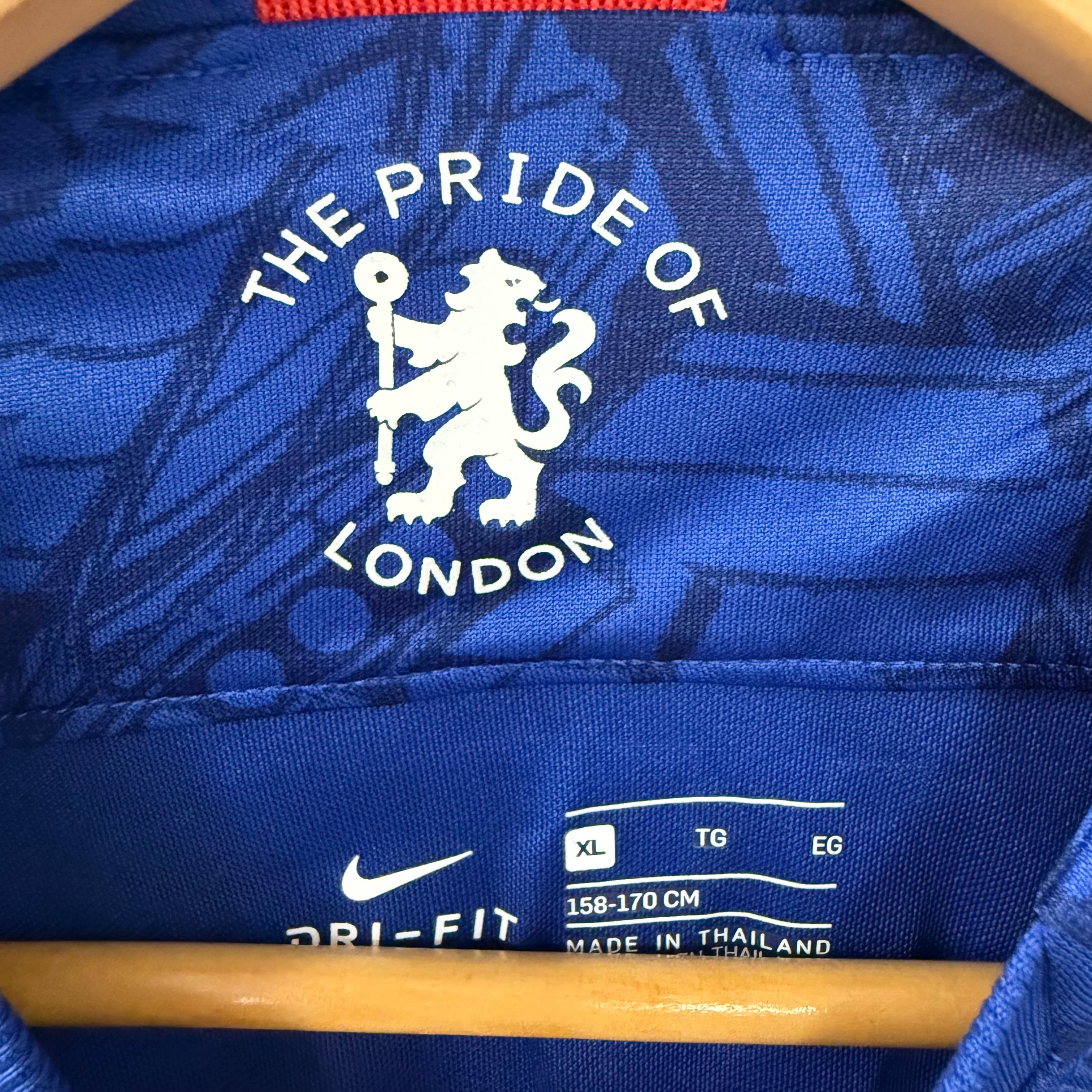 Chelsea 2019/20 home shirt with 'luth' size 13-15 years