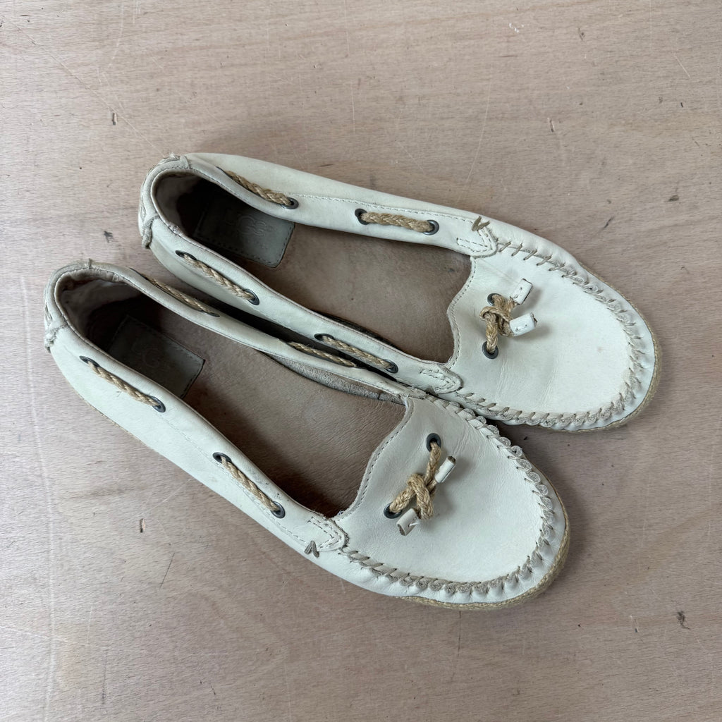 UGG beige loafer boat shoe size 7
