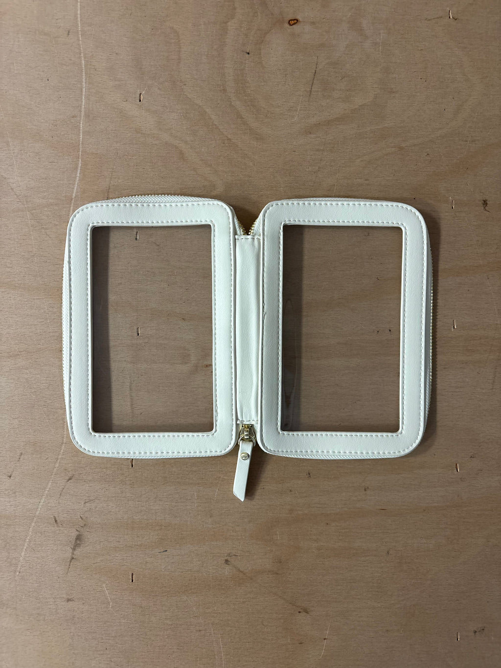 Stackers green and cream clear pouch set