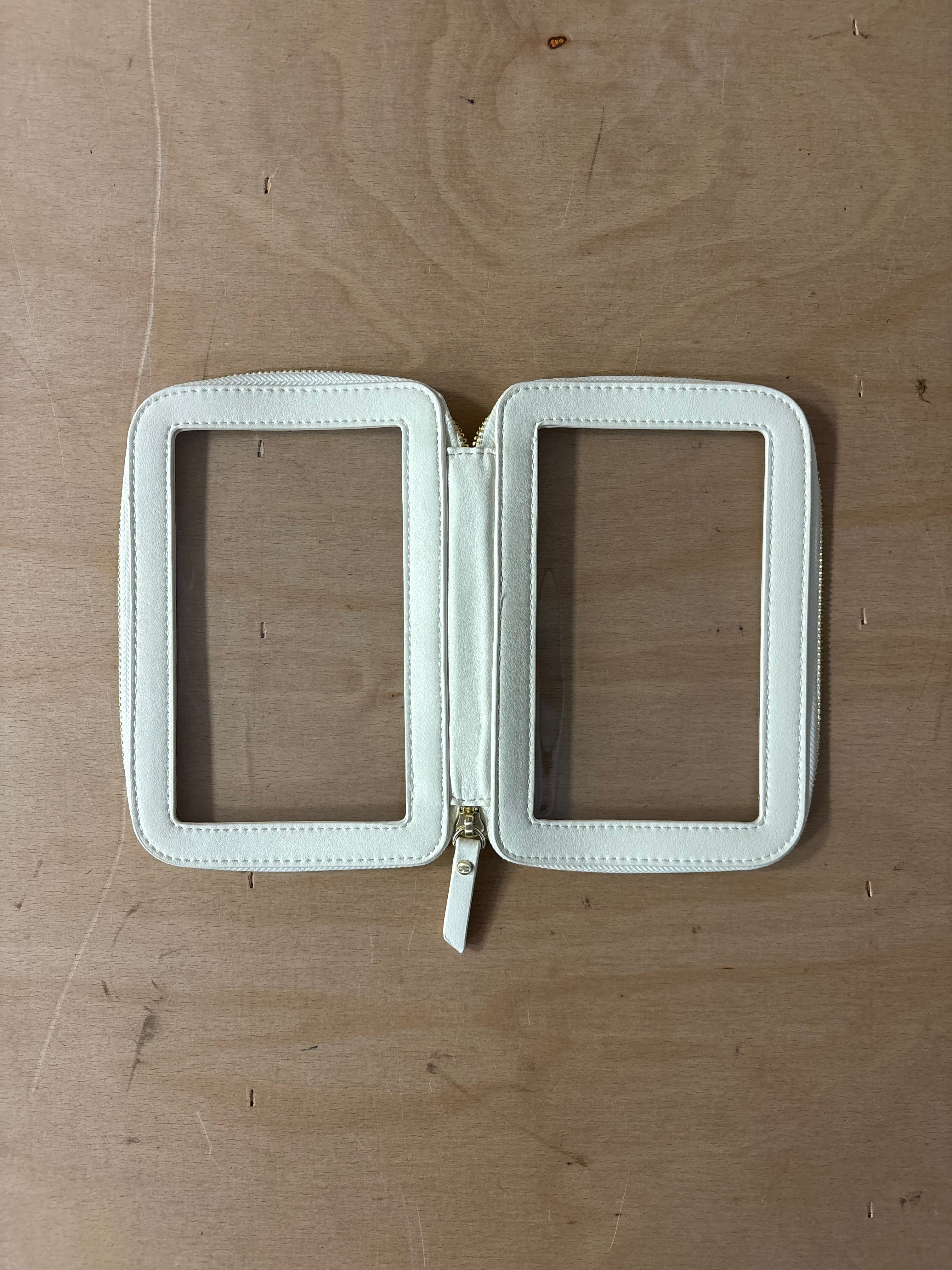 Stackers green and cream clear pouch set