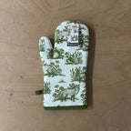 Woodland forest oven glove