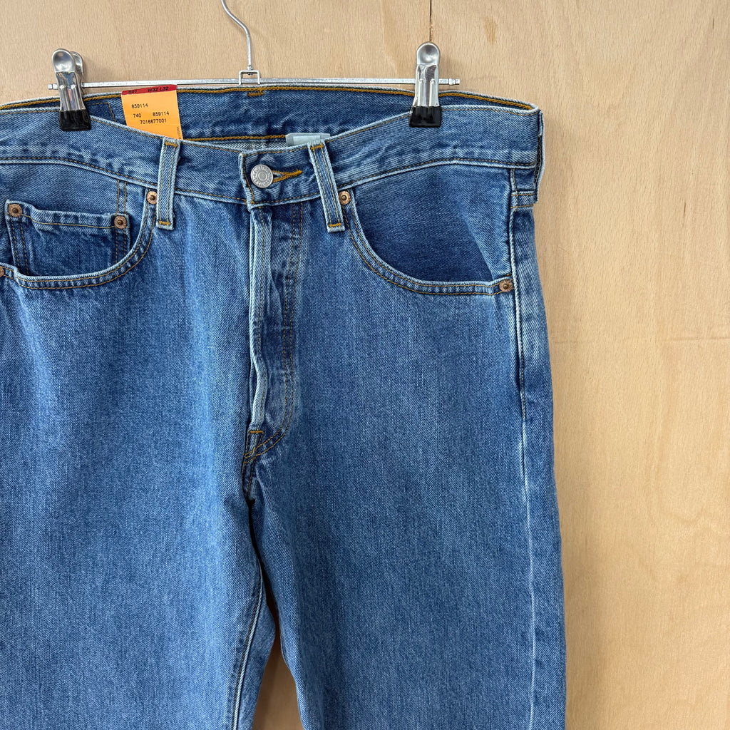 Levi's vintage preshrunk jeans brand new 32" waist 32" leg